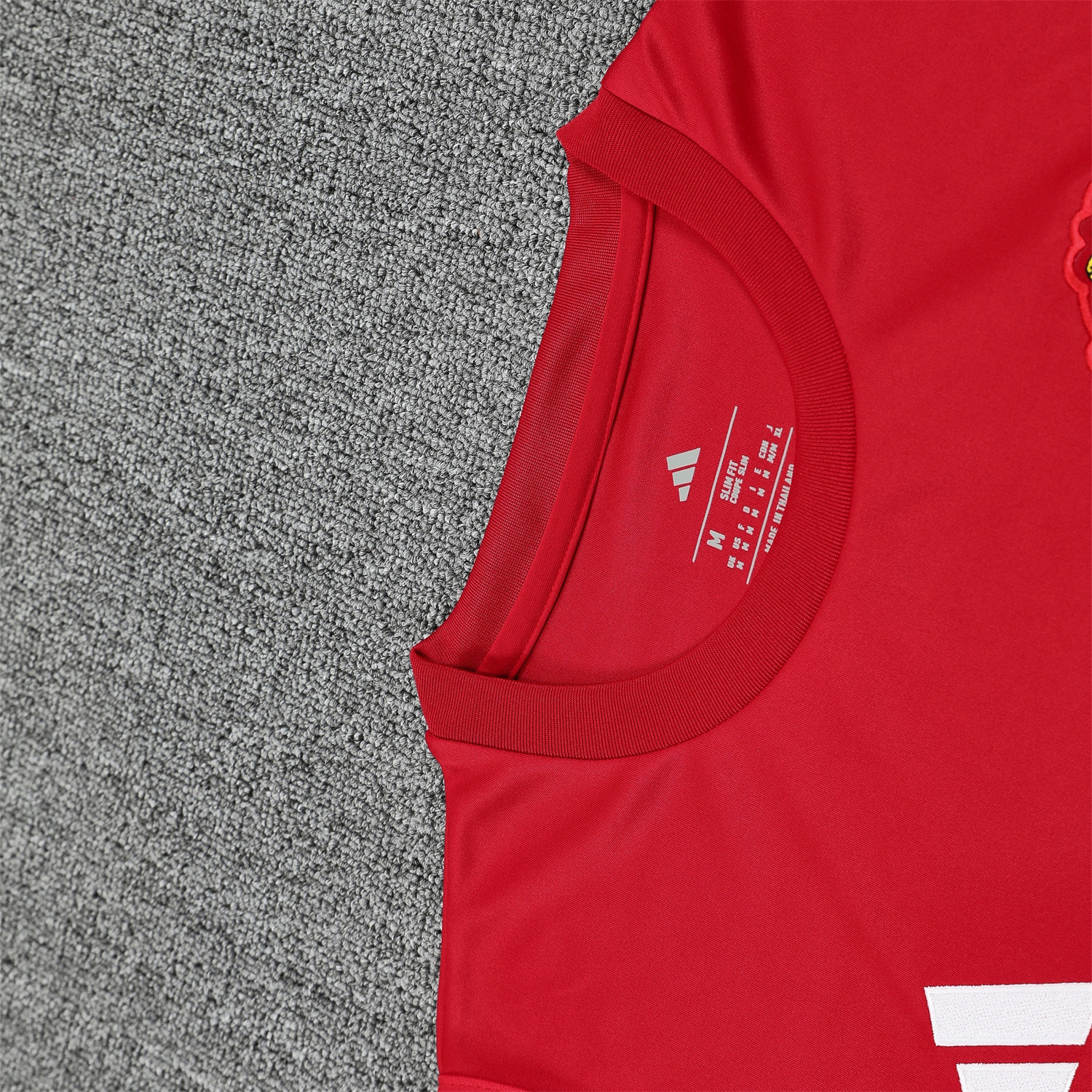 foot-Manchester United 25-26 Vest Training Set - Pure Red Vest & Black Shorts