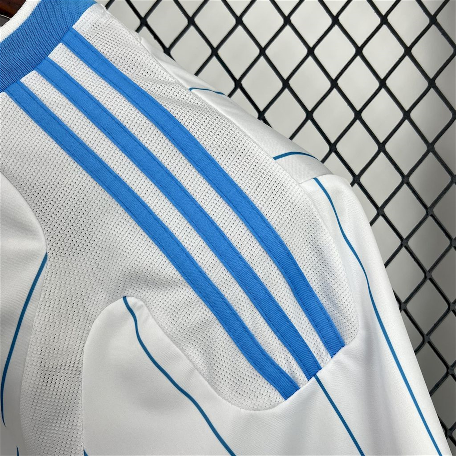 foot-Retro Marseille 2009-10 Home Jersey