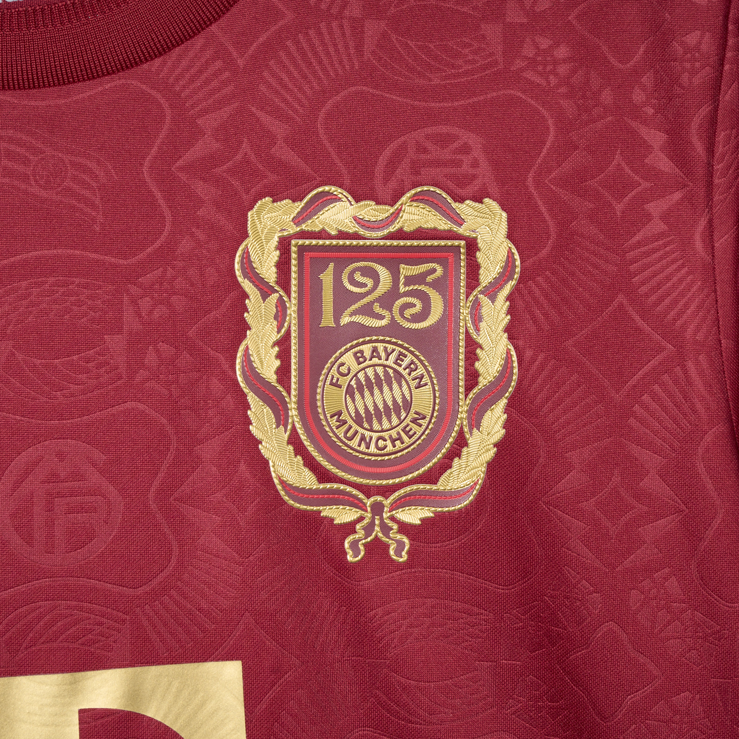 foot-Bayern Munich 2025 Red 125th Anniversary Jersey - Fans Version