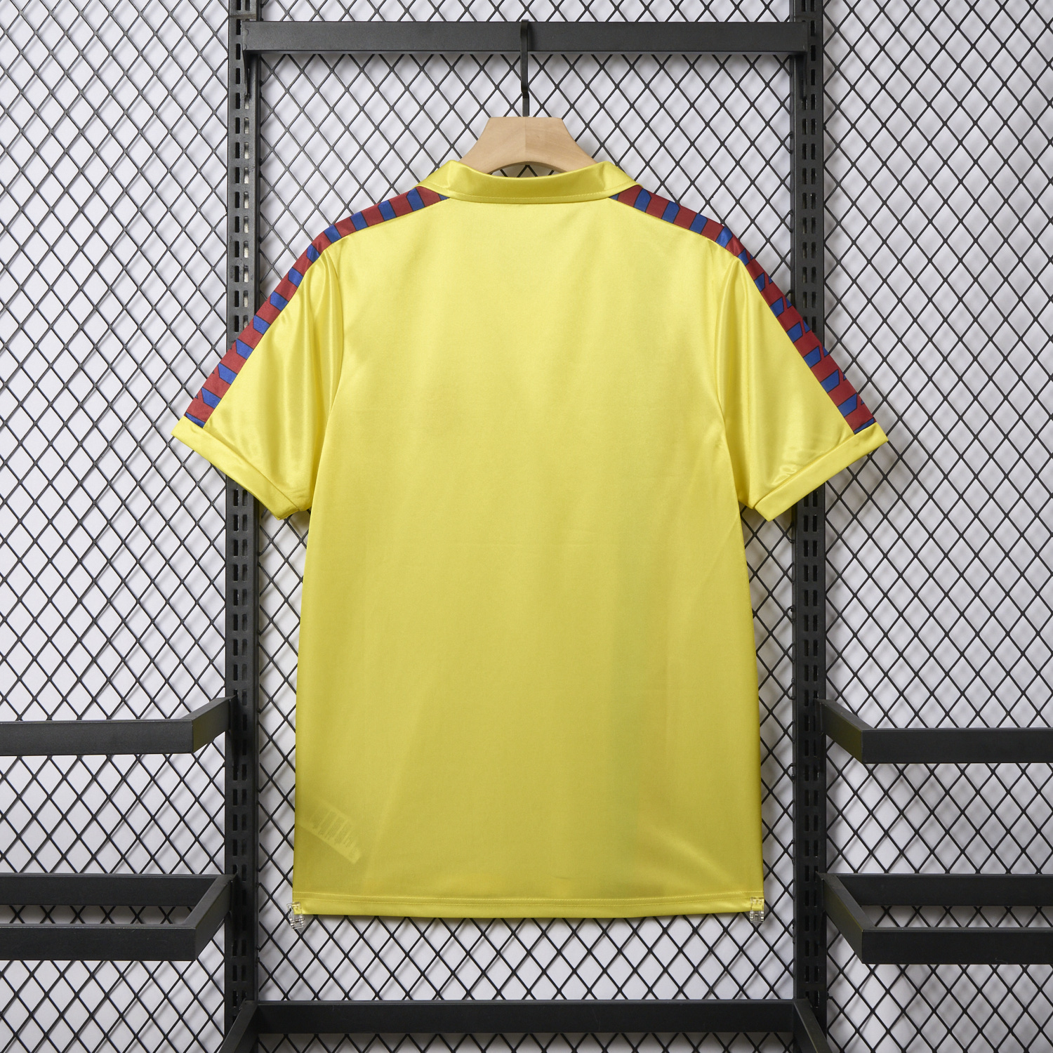 foot-Retro Barcelona 1982-84 Away Yellow Jersey