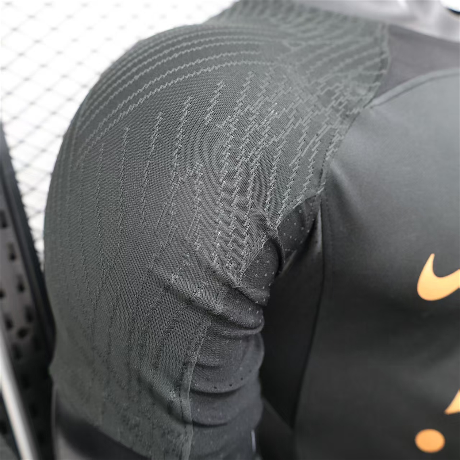 foot-Al Ittihad Jeddah United 25-26 Golden 1927 Anniversary Black Jersey - Player Version