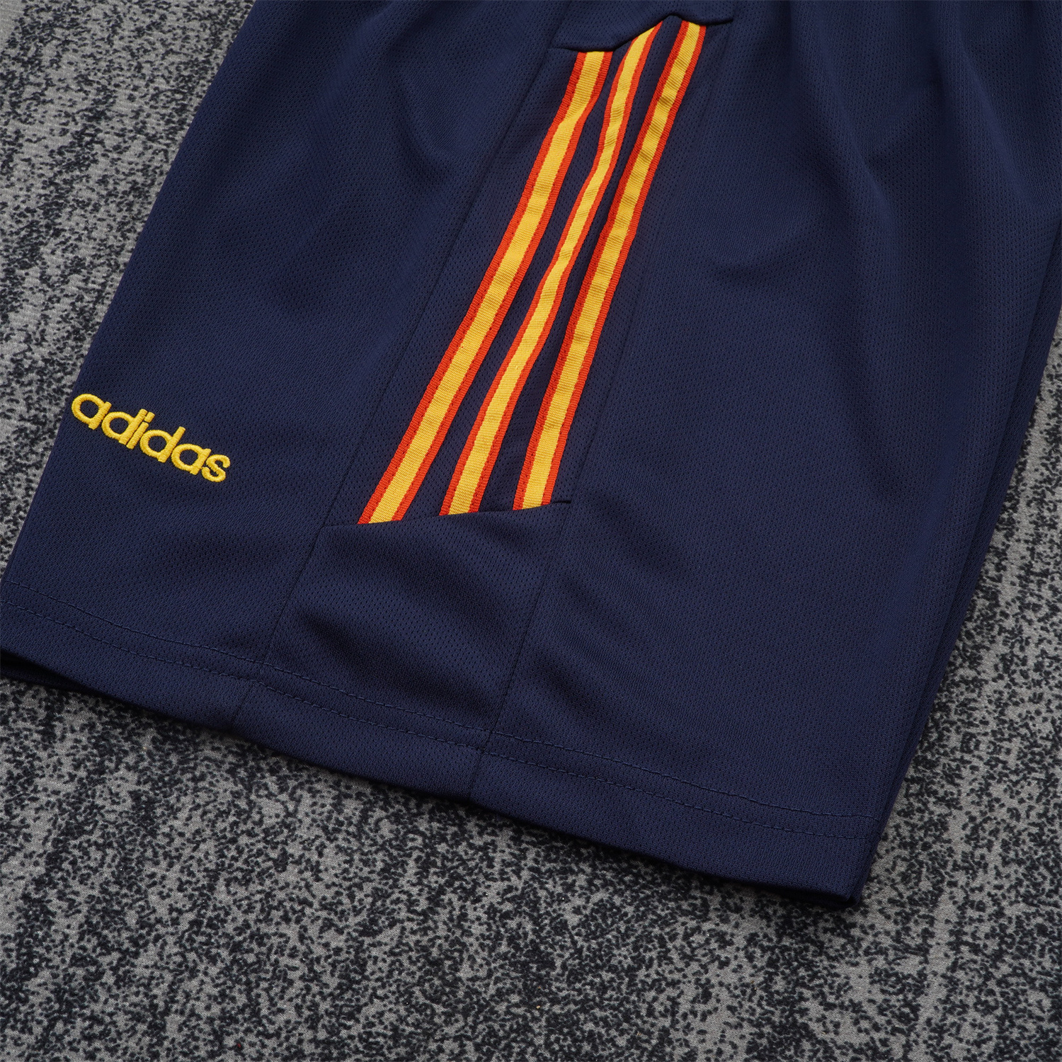 foot-Retro Spain 1996 Away White Kids Kit