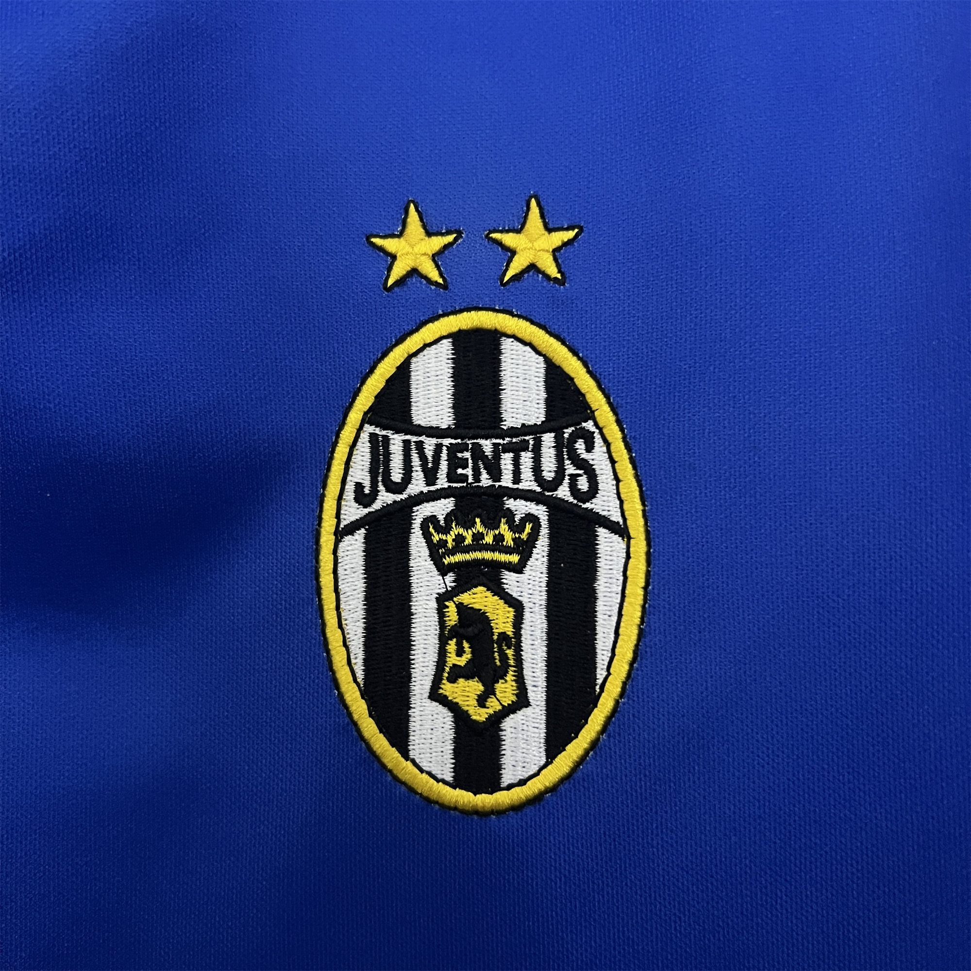 ManixJersey.com | Retro Juventus 1999-00 Away Jersey -Customize Name, Number and Patch | Worldwide Shipping