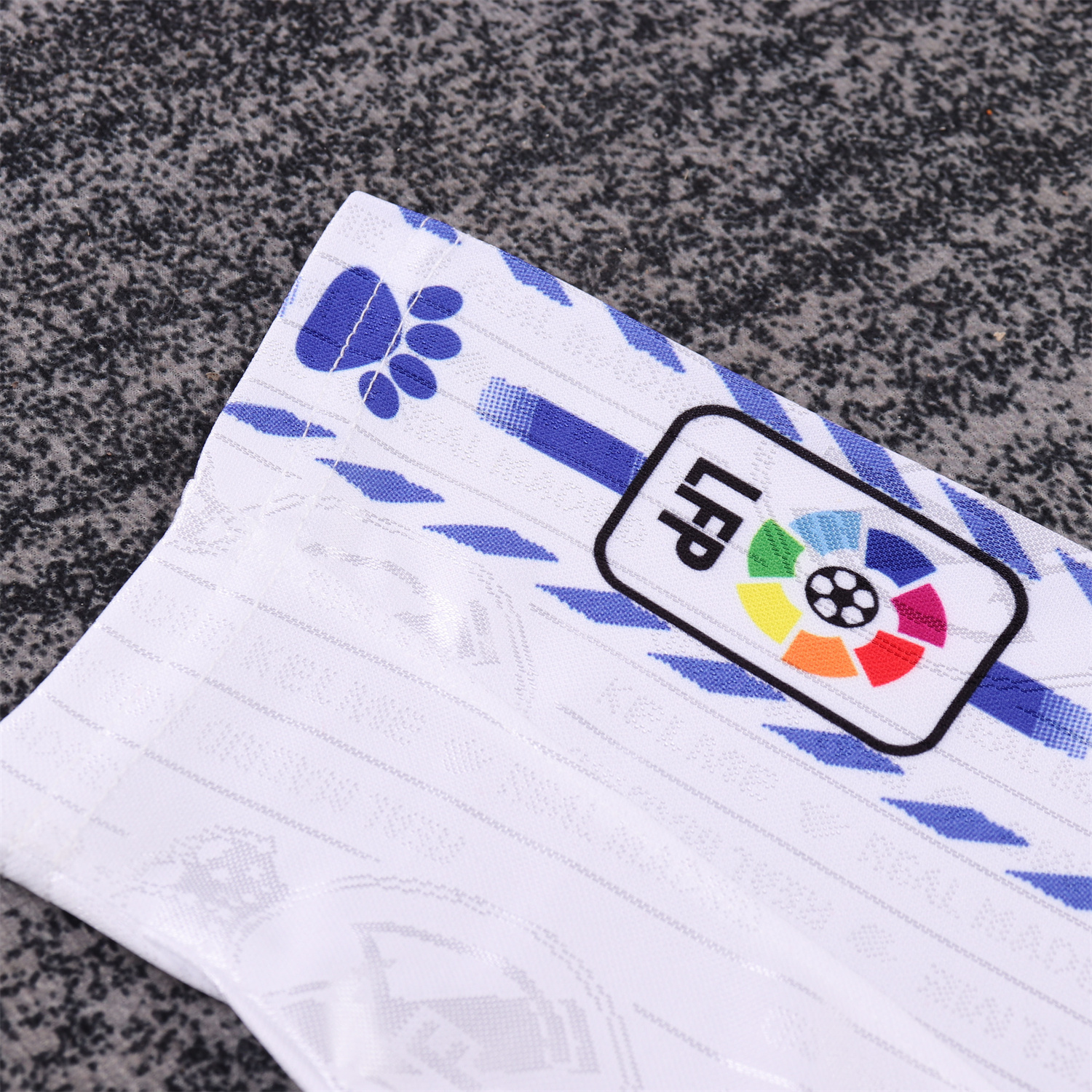 foot-Retro Real Madrid 96-97 Home Kids Kit