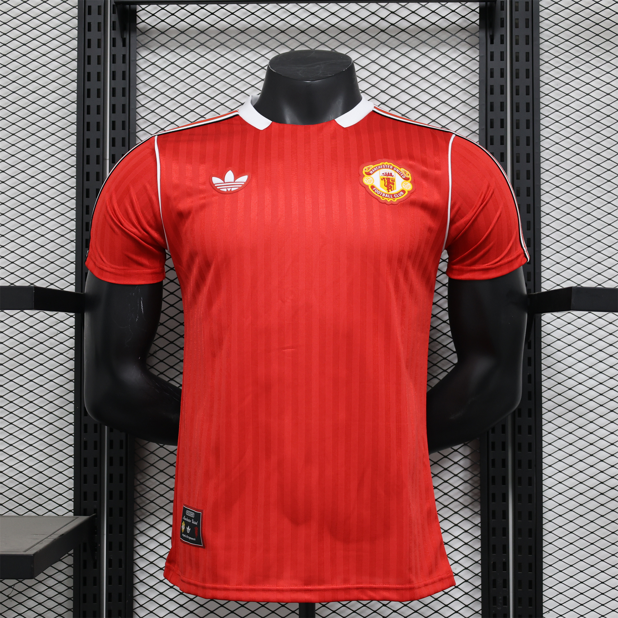 ManixJersey.com | Manchester United 2025 Red Icon Retro Jersey - Player Version -Customize Name, Number and Patch | Worldwide Shipping