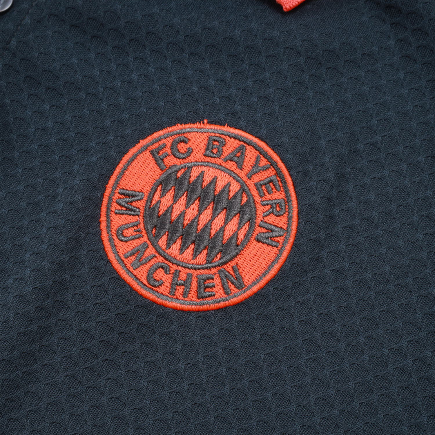 foot-Bayern Munich 25-26 POLO Short-Sleeve Training Set - Deep Grey Top and Pants with Orange Badge