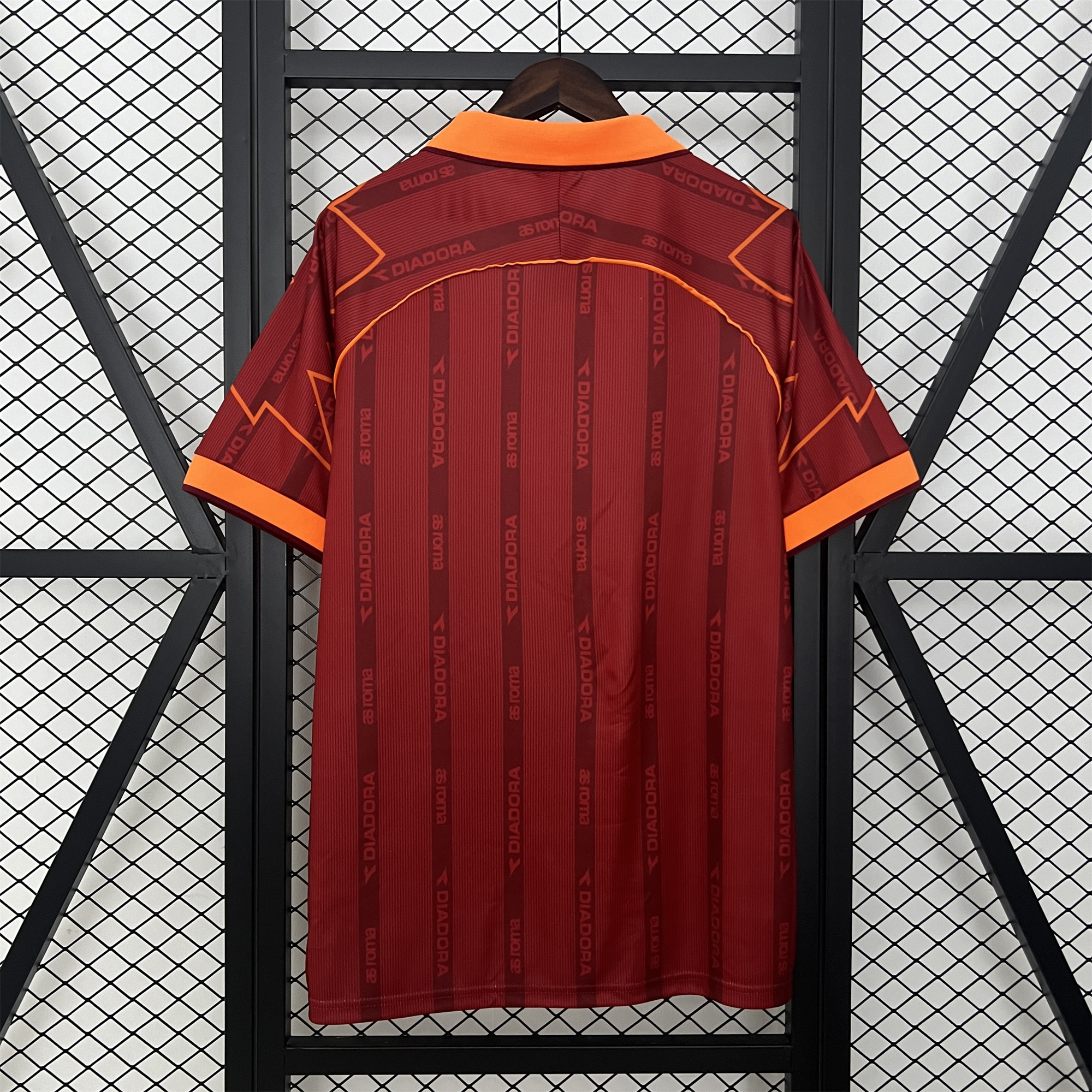 ManixJersey.com | Retro Roma 1999-00 Home Jersey -Customize Name, Number and Patch | Worldwide Shipping