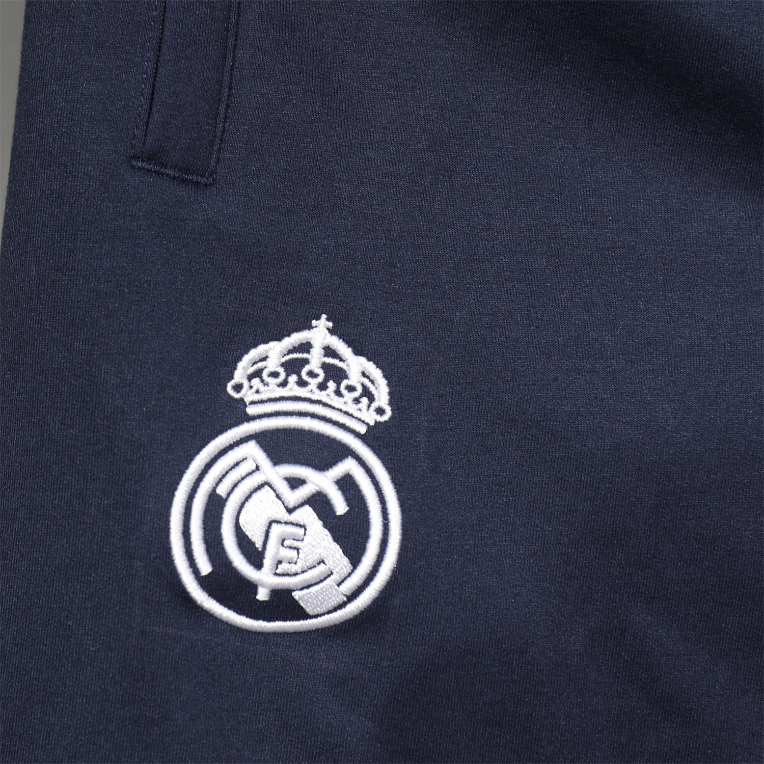foot-Real Madrid 25-26 Pure Color Training Hoodie Set - Deep Blue Hoodie and Deep Blue Pants