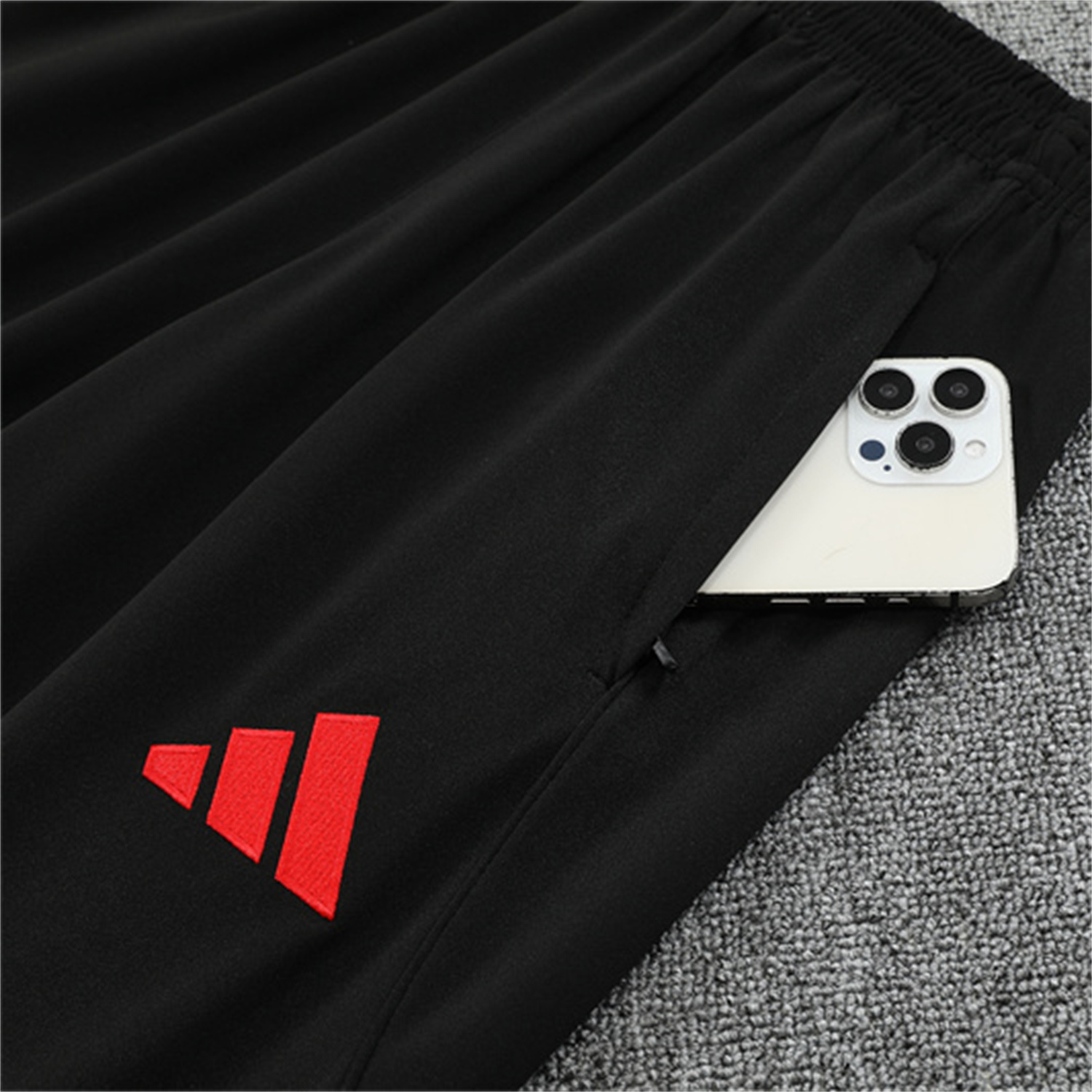 foot-Liver.pool 25-26 Long Sleeve Training Set - Red Camouflage Top & Blsck Pants