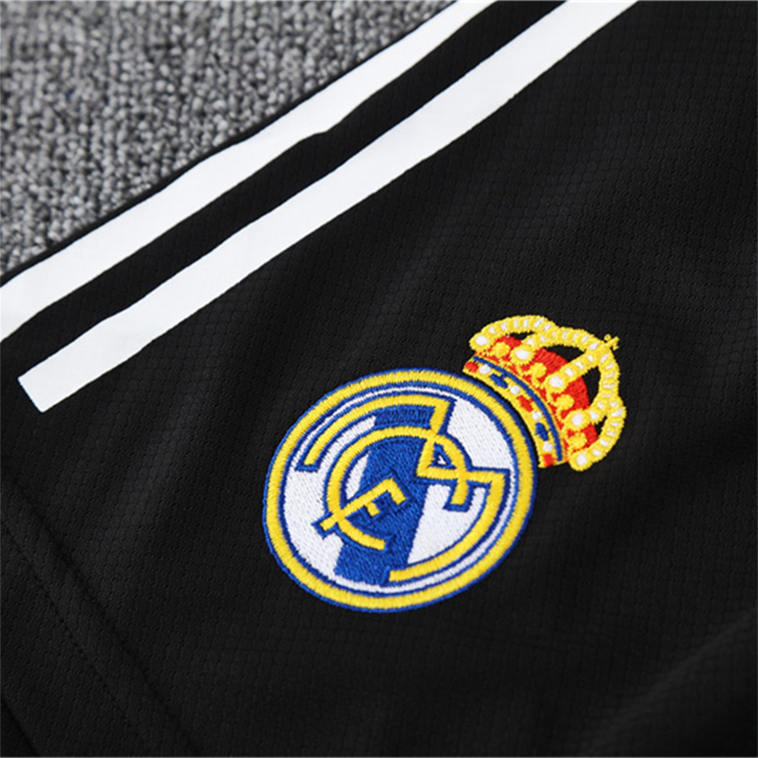 foot-Real Madrid 24-25 Short-Sleeve Training Set - White with Purple