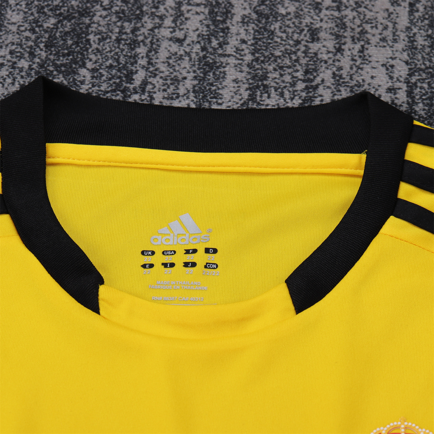 Unitedfootballkit.com | Retro Real Madrid 2011-12 Yellow Goalkeeper Kids Kit -Customize Name, Number and Patch | Worldwide Shipping