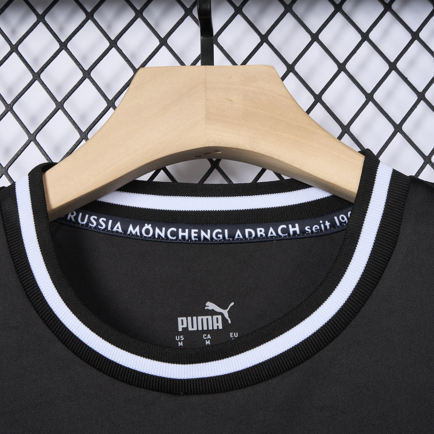 foot-Retro Borussia Mönchengladbach 2020-21 120th Anniversary Jersey