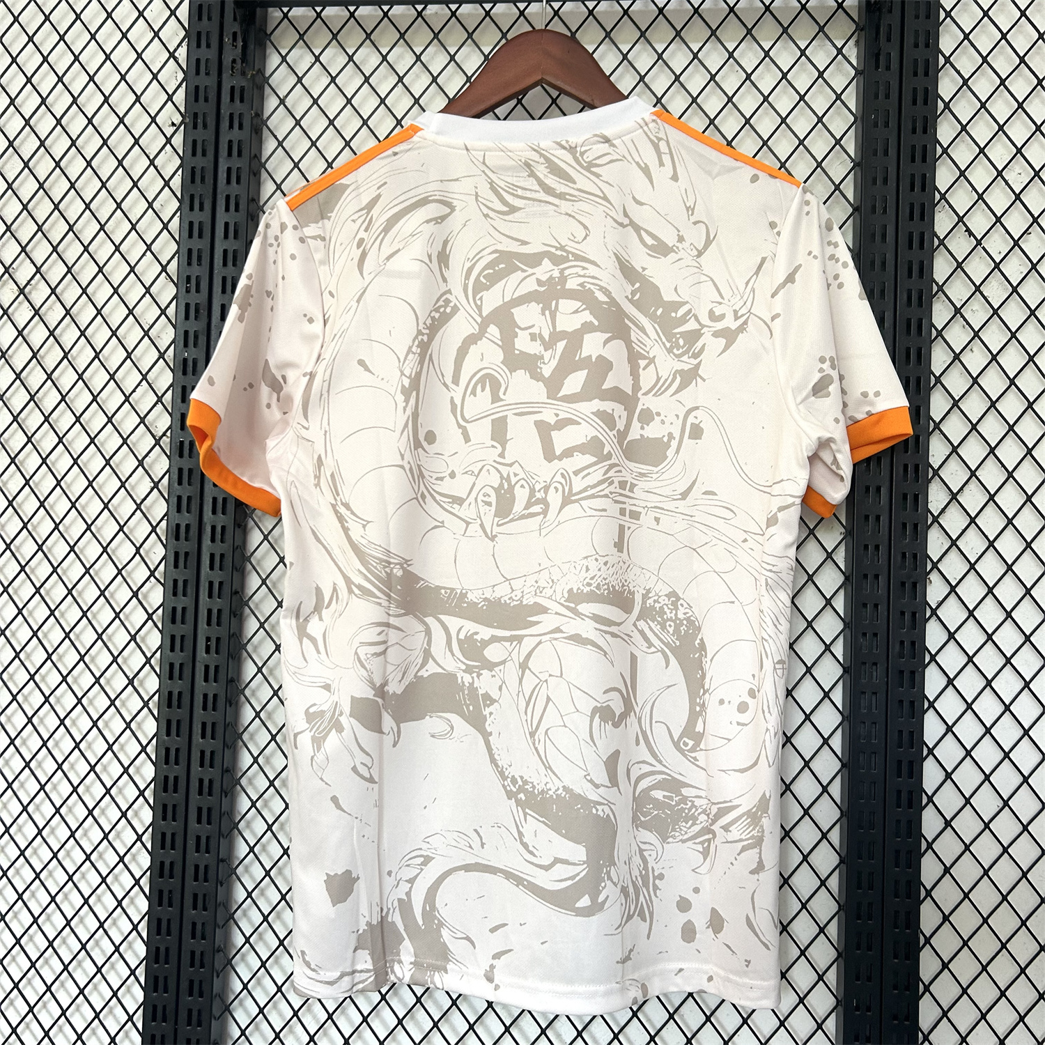 foot-Japan 25-26 Dragon Ball White Hair Goku Orange And White Special Jersey - Fans Version