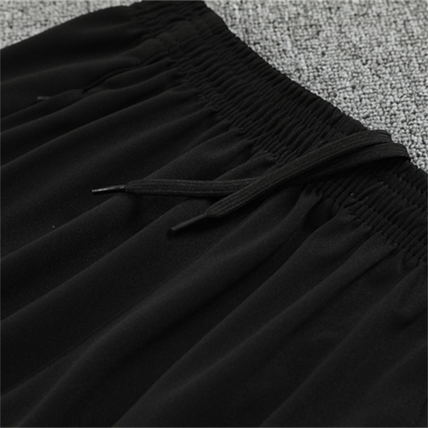 foot-Liver.pool 25-26 Long Sleeve Training Set - Red Camouflage Top & Blsck Pants