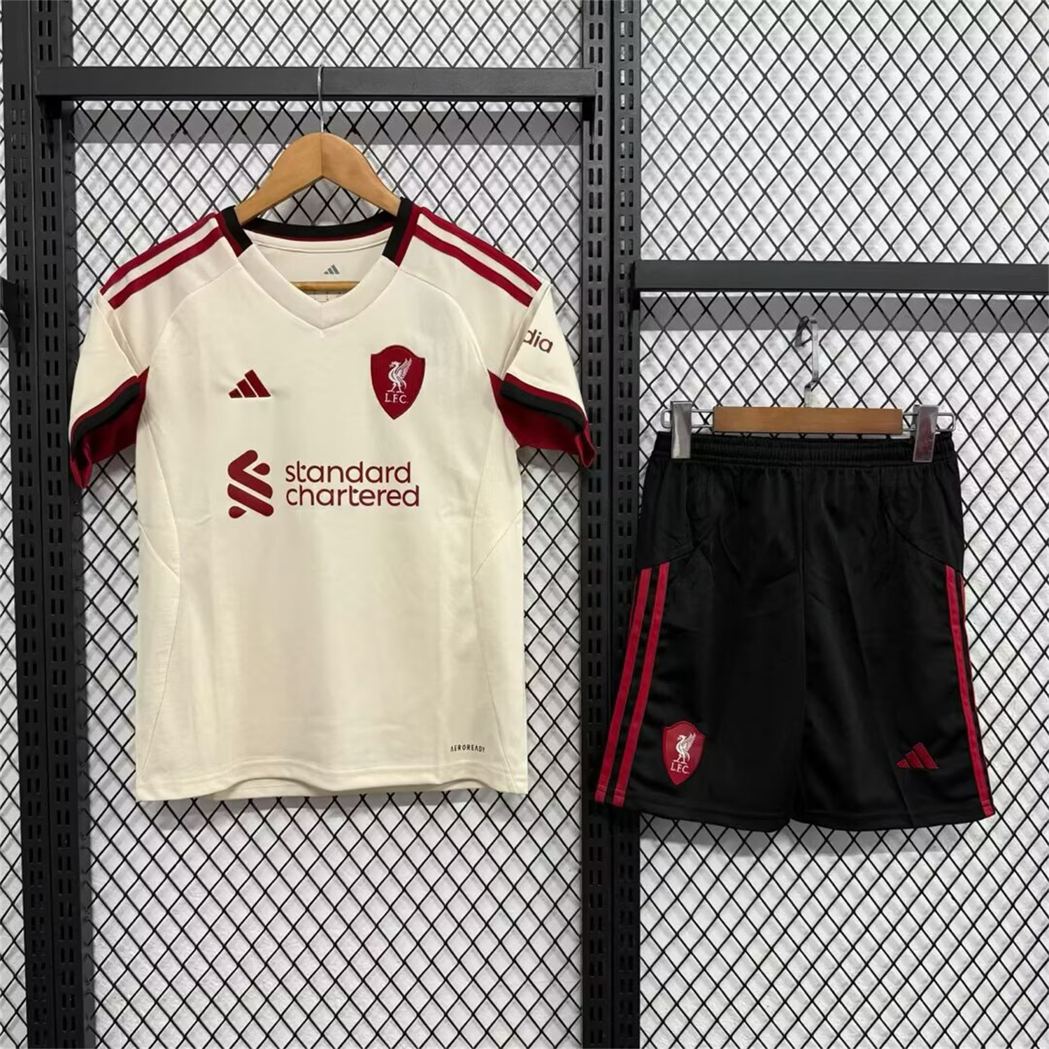 foot-Liver.pool 25-26 Away Kids Kit