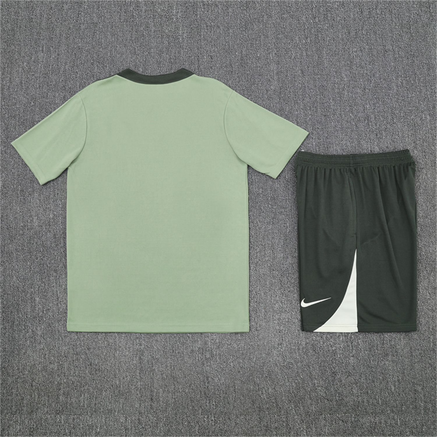 foot-C.H.E.L.S.E.A 25-26 Kids Short-Sleeve Training Set - Light Green Top & Army Green Shorts
