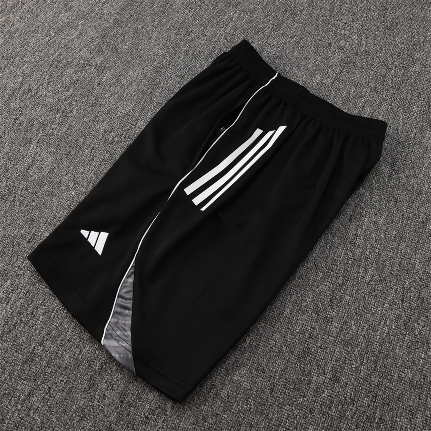 foot-Real Madrid 25-26 Vest Training Set - Black Vest and Black Shorts