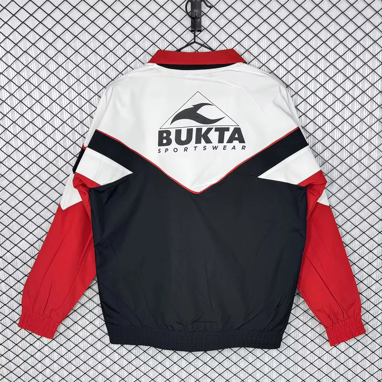 foot-Retro Sevilla 1992-93 Home Windbreaker Jacket - Black And Red