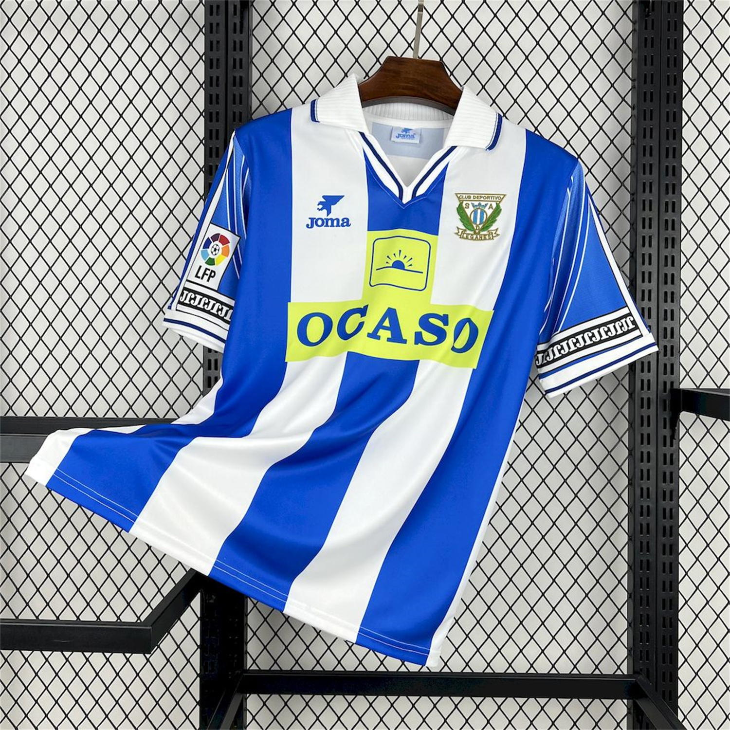 foot-Retro CD Leganés 1998-00 Home Jersey
