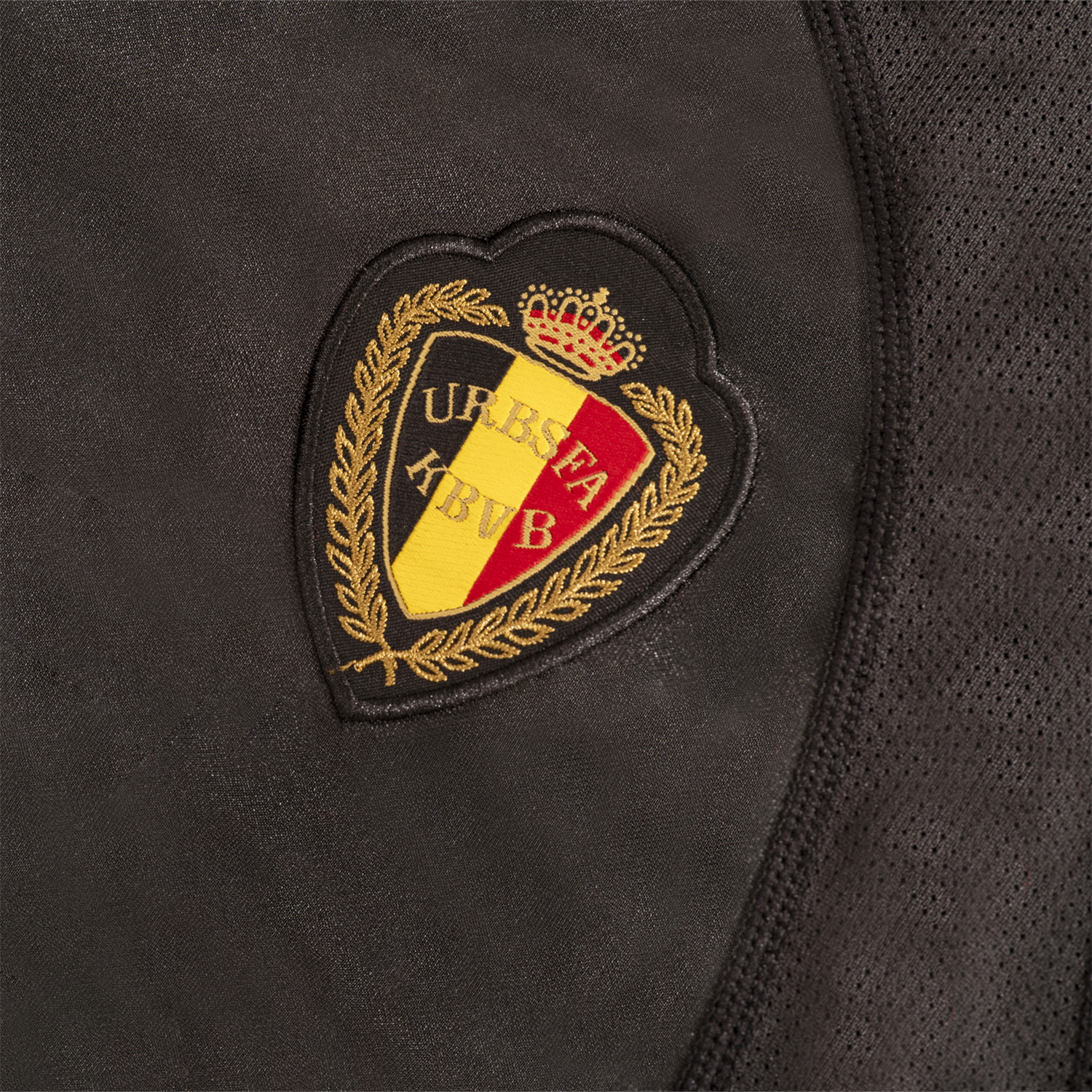 foot-Retro Belgium 2000 Away Black Jersey