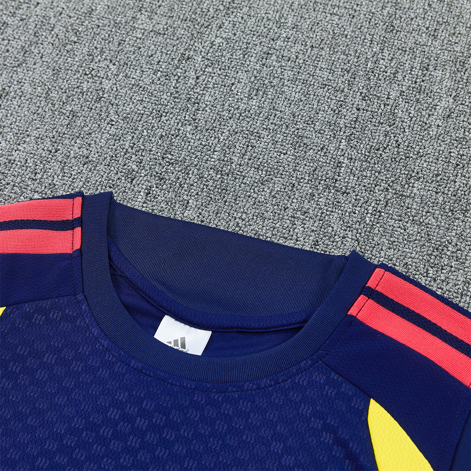 Unitedfootballkit.com | Colombia 2026 Vest Training Set - Dark Blue Vest and Shorts -Customize Name, Number and Patch | Worldwide Shipping