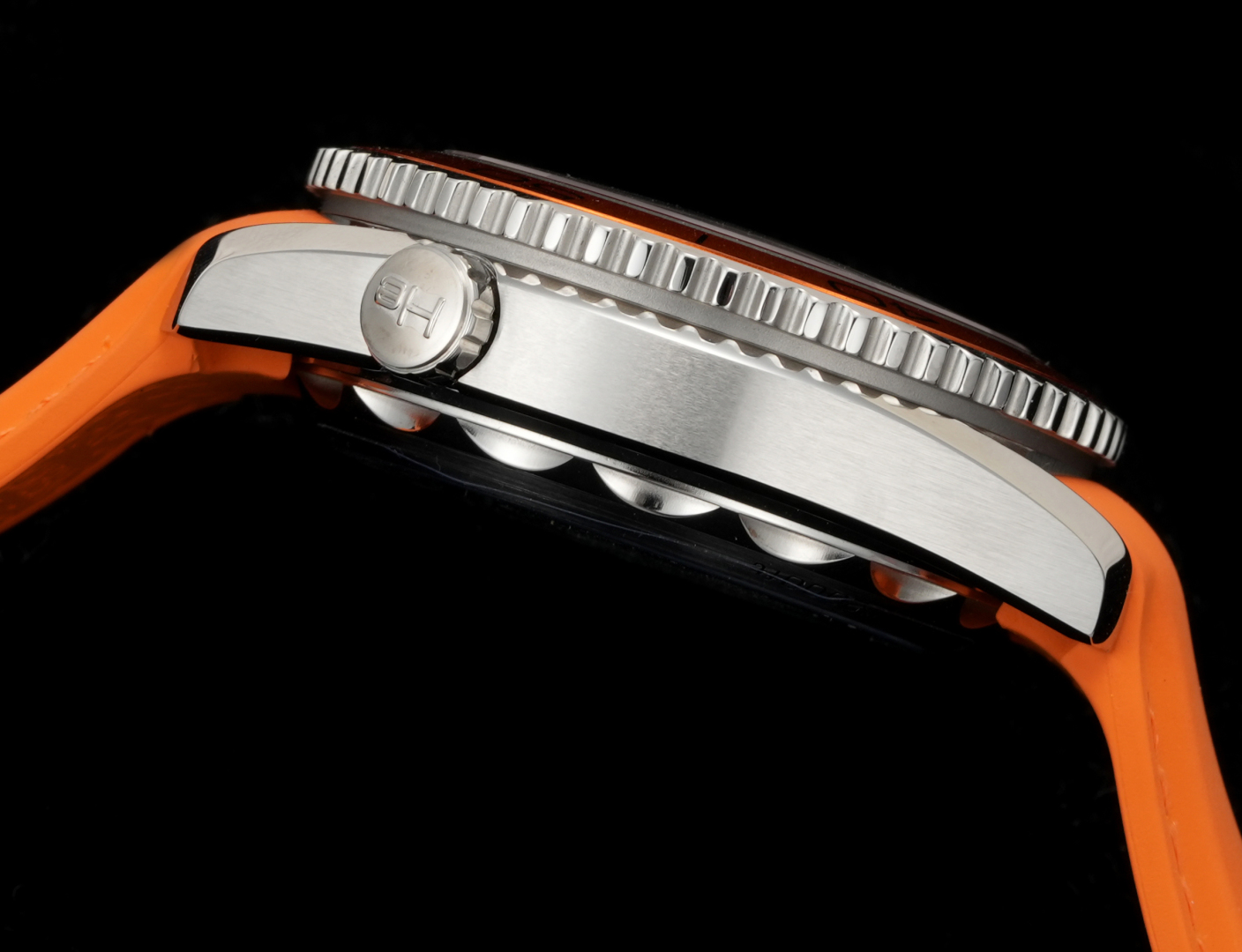 OMEGA Seamaster Planet Ocean 600M 45.5mm Black Dial Orange Steel Bezel Orange Rubber Strap 232.32.46.51.01.001