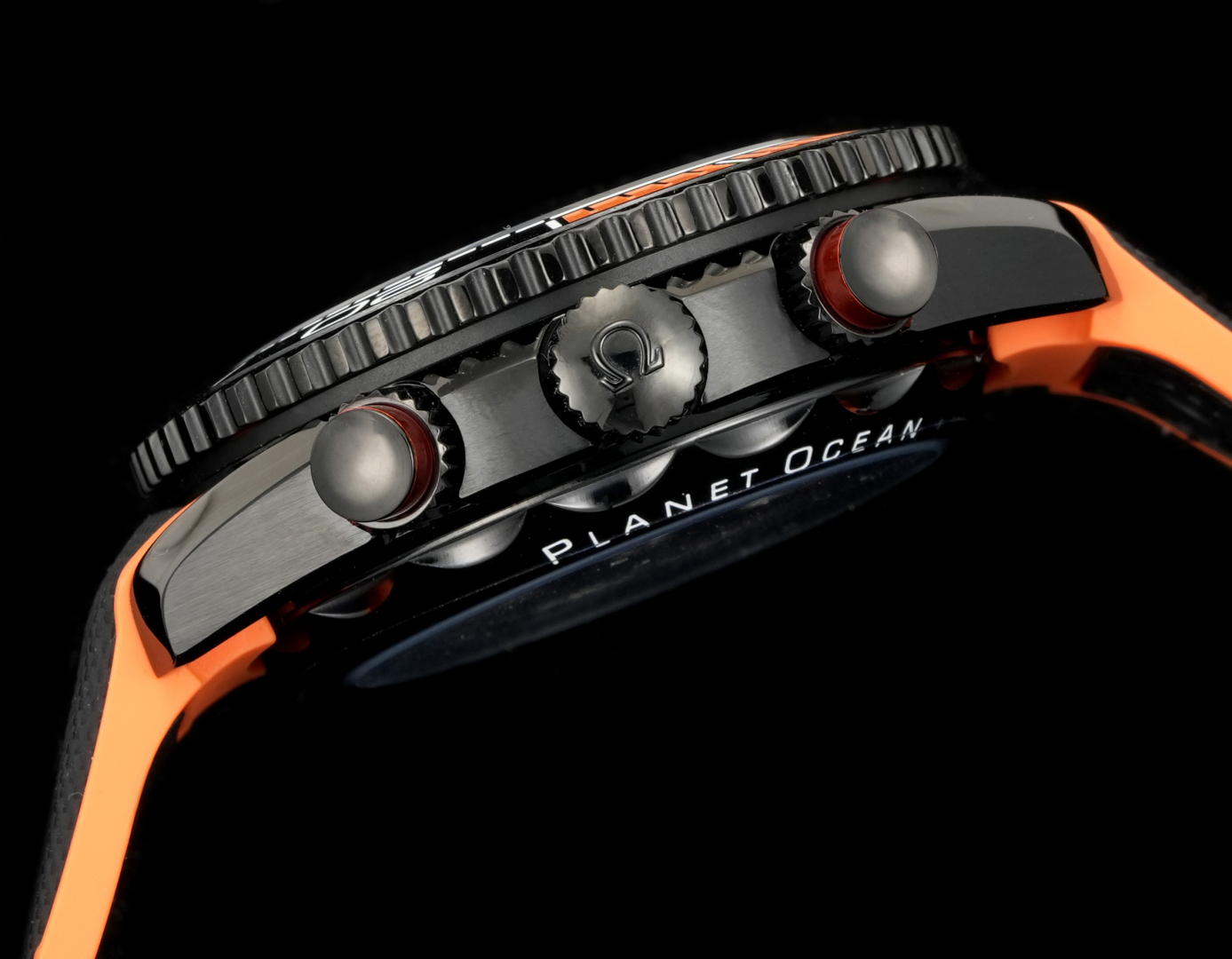 Omega Seamaster Planet Ocean 600M 45.5mm Black Dial Black Orange Bezel Black Rubber Strap 215.92.46.51.01.001