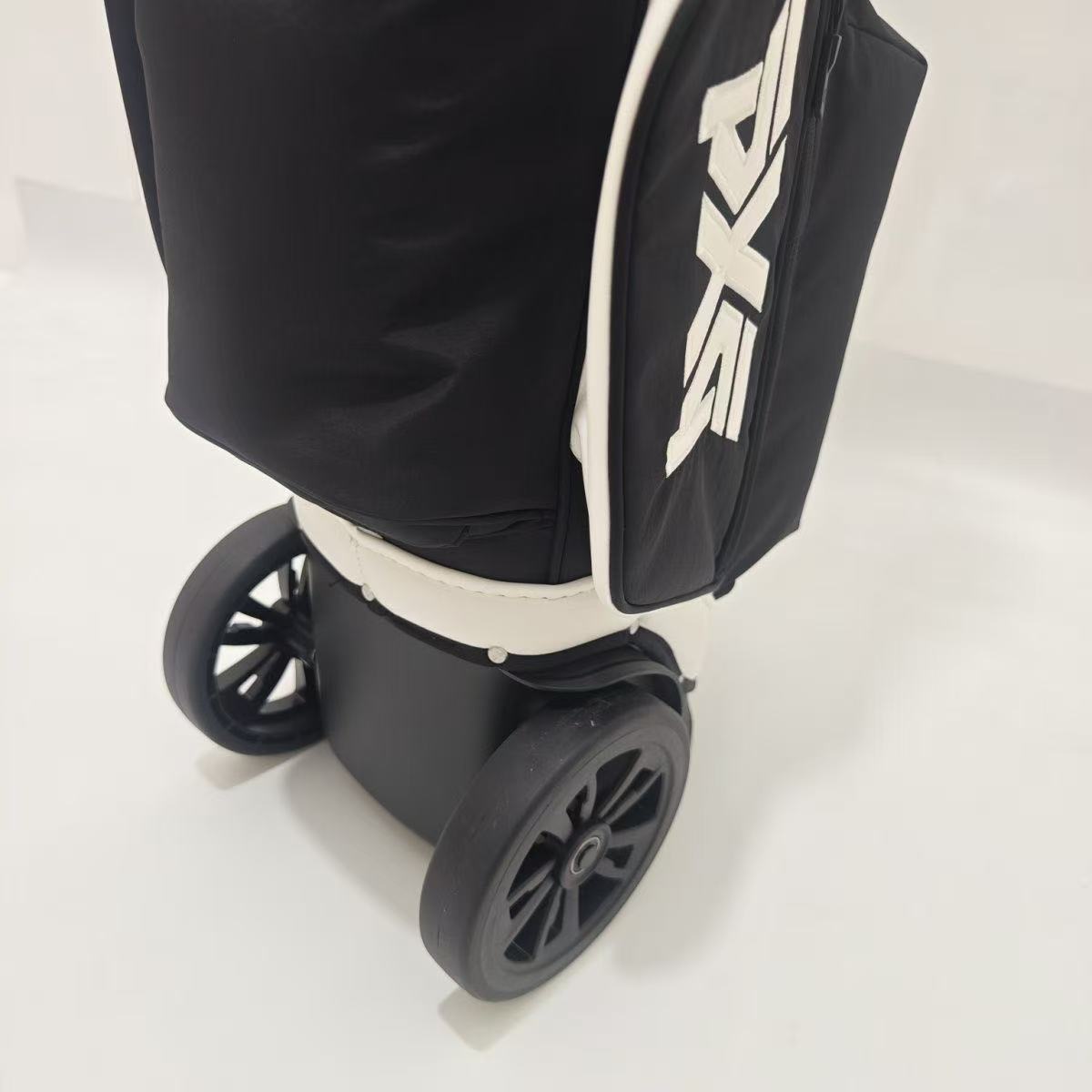 TITLESIT TAYLORMADE G/FORE GOLF BAG