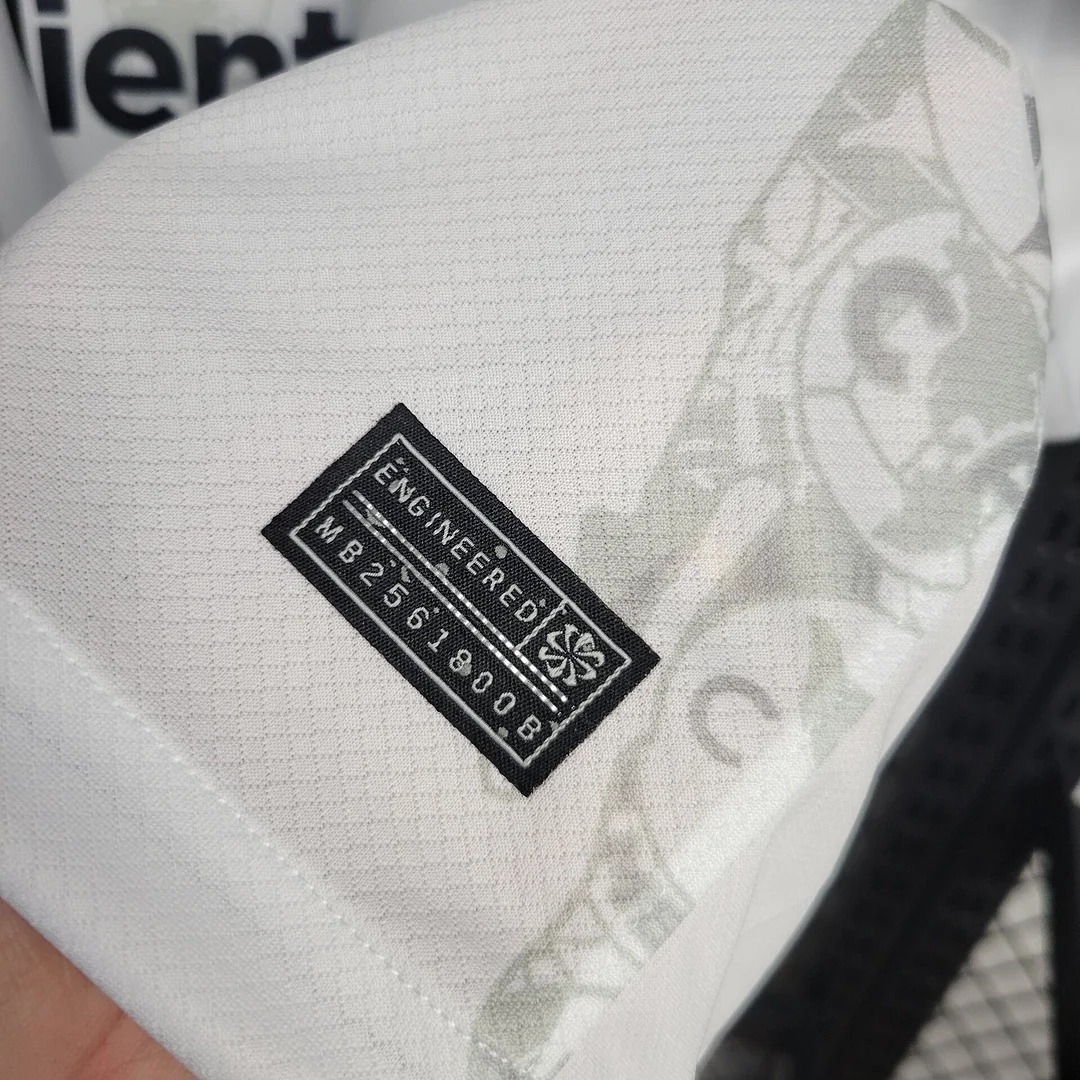 ManixJersey.com | Club América 24-25 White Goalkeeper Jersey - Fans Version -Customize Name, Number and Patch | Worldwide Shipping