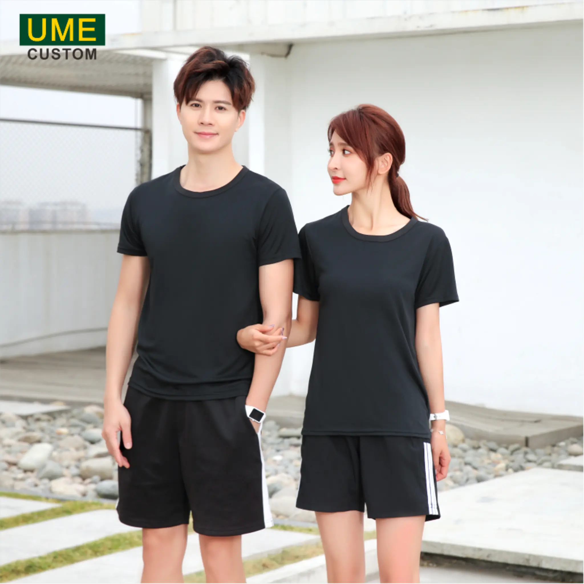 GEEK BAR-https://www.hot-toy.com/