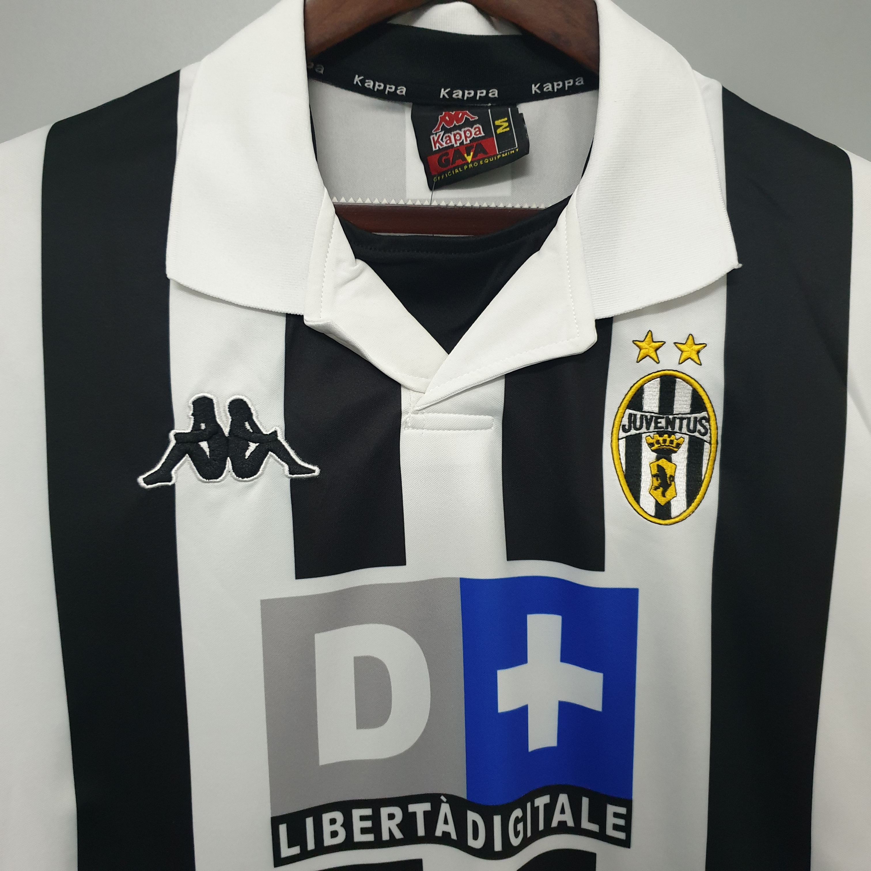 JerseysGala.com | Retro Juventus 1999-00 Home Stadium Jersey -Customize Name, Number and Patch | Worldwide Shipping