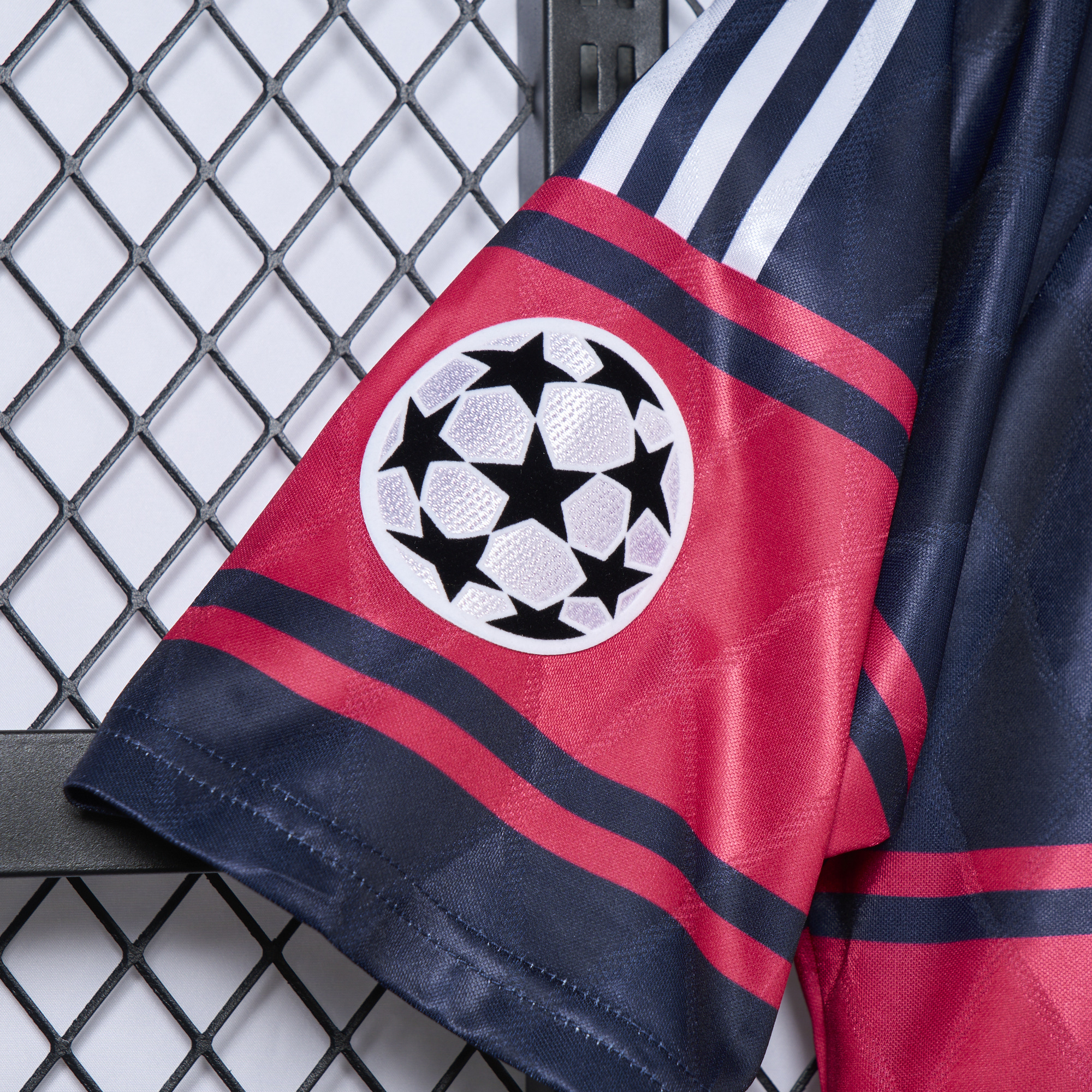 SIUjerseys-Retro Bayern Munich 1997-99 Home Stadium Jersey