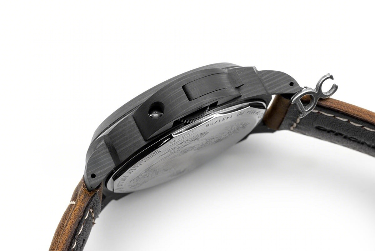 Panerai PAM360 Luminor Marina with Paneristi Logo-fasswatch