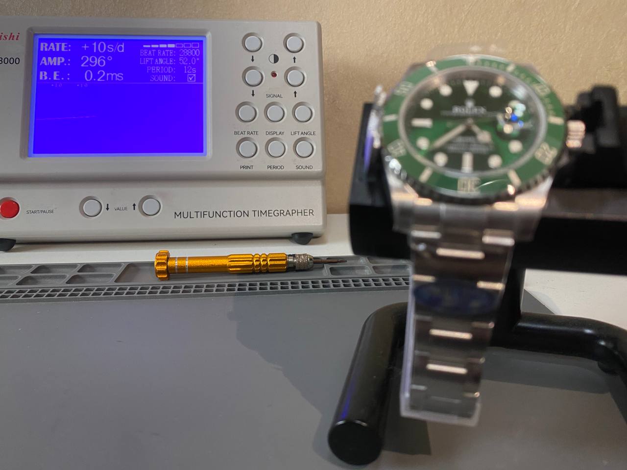 Superclone Rolex Submariner 40mm Green Dial 116610LV “Hulk” 50th Anniversary Edition-fasswatch
