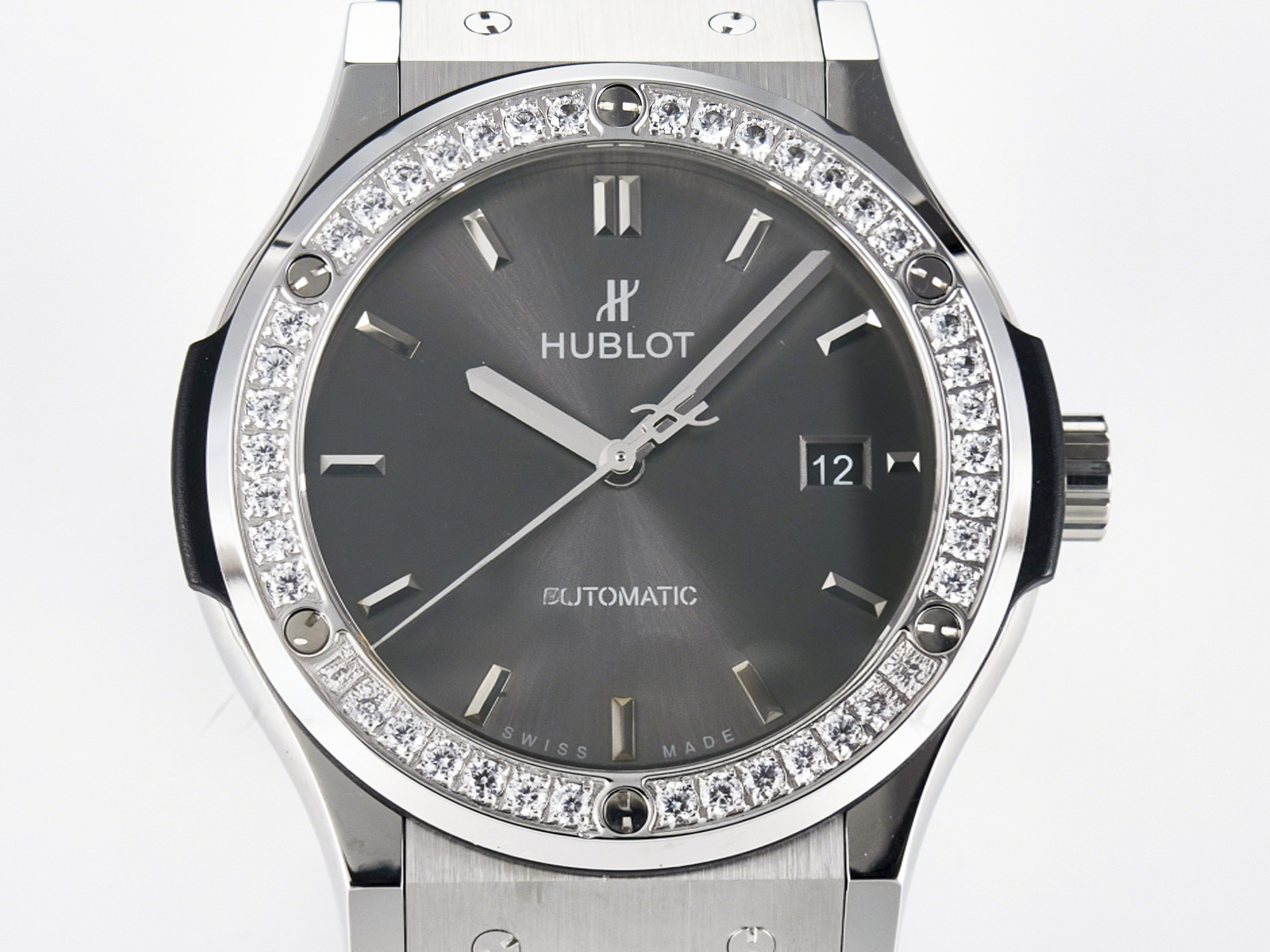 Hublot Classic Fusion Bang 42mm HBF 1:1 Best Edition Gray Dial Diamonds Bezel on Gray Rubber Strap A2892-fasswatch