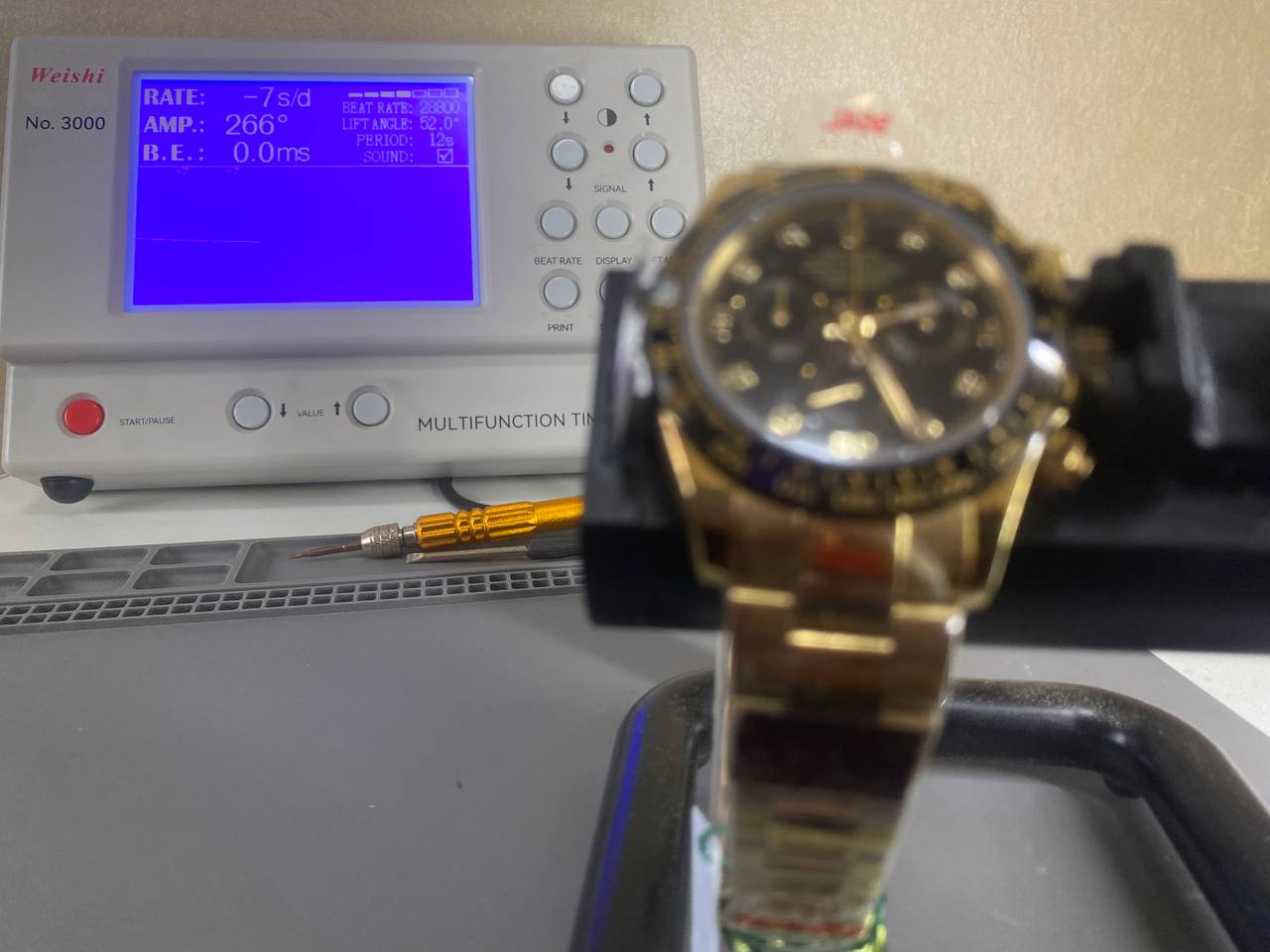 Rolex Daytona 116515 Black Dial with Yellow Gold Bracelet-fasswatch