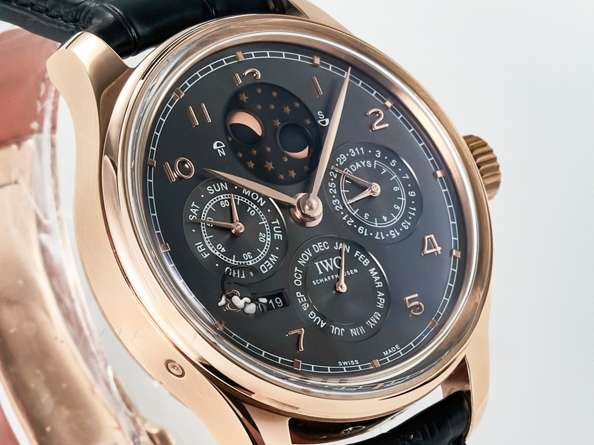IWC IW5034 Portugieser Perpetual Calendar RG V9F 1:1 Best Edition Black Dial on Black Leather Strap A52610-fasswatch