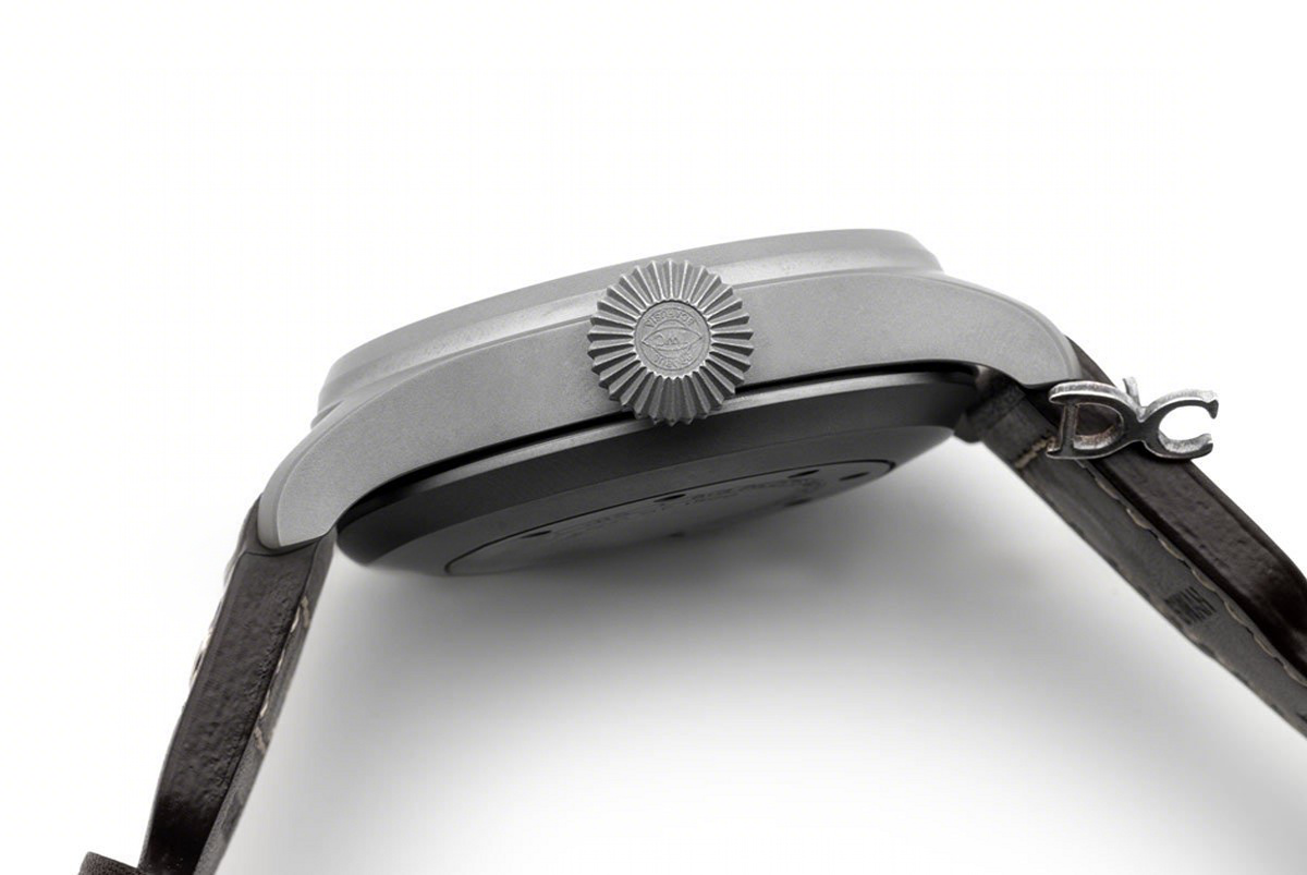 IWC Big Pilot’s Watch Heritage IW5010 Black Dial in DLC Black-fasswatch