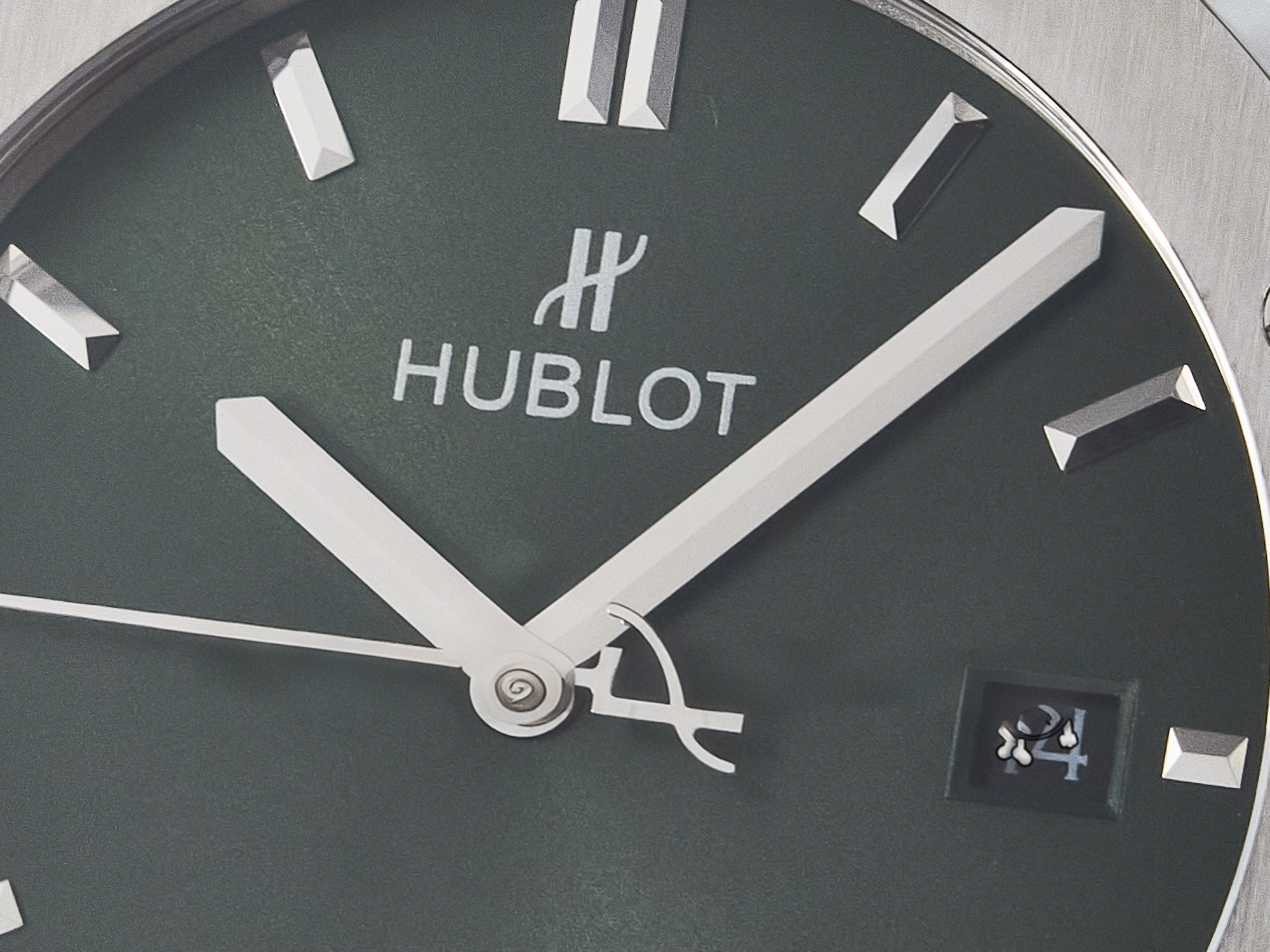 Hublot Classic Fusion Bang 42mm HBF 1:1 Best Edition Green Dial on Green Rubber Strap A2892-fasswatch