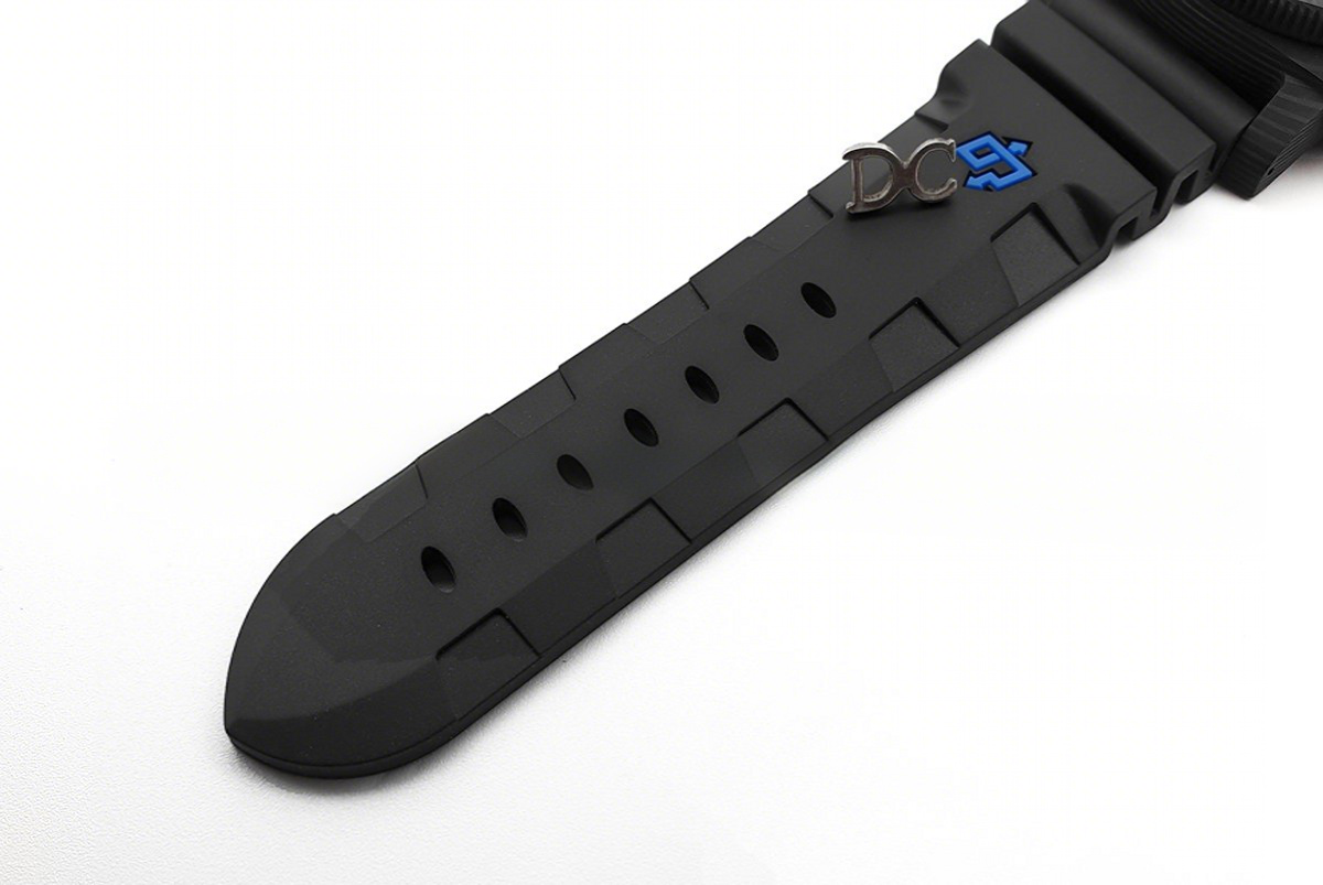 Panerai PAM1616 Luminor Submersible Carbotech-fasswatch