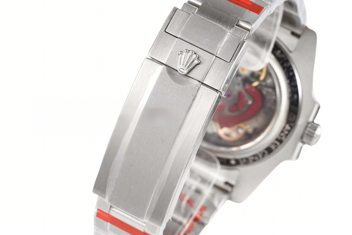 Rolex Andrea Pirlo Project 114060 Submariner-fasswatch