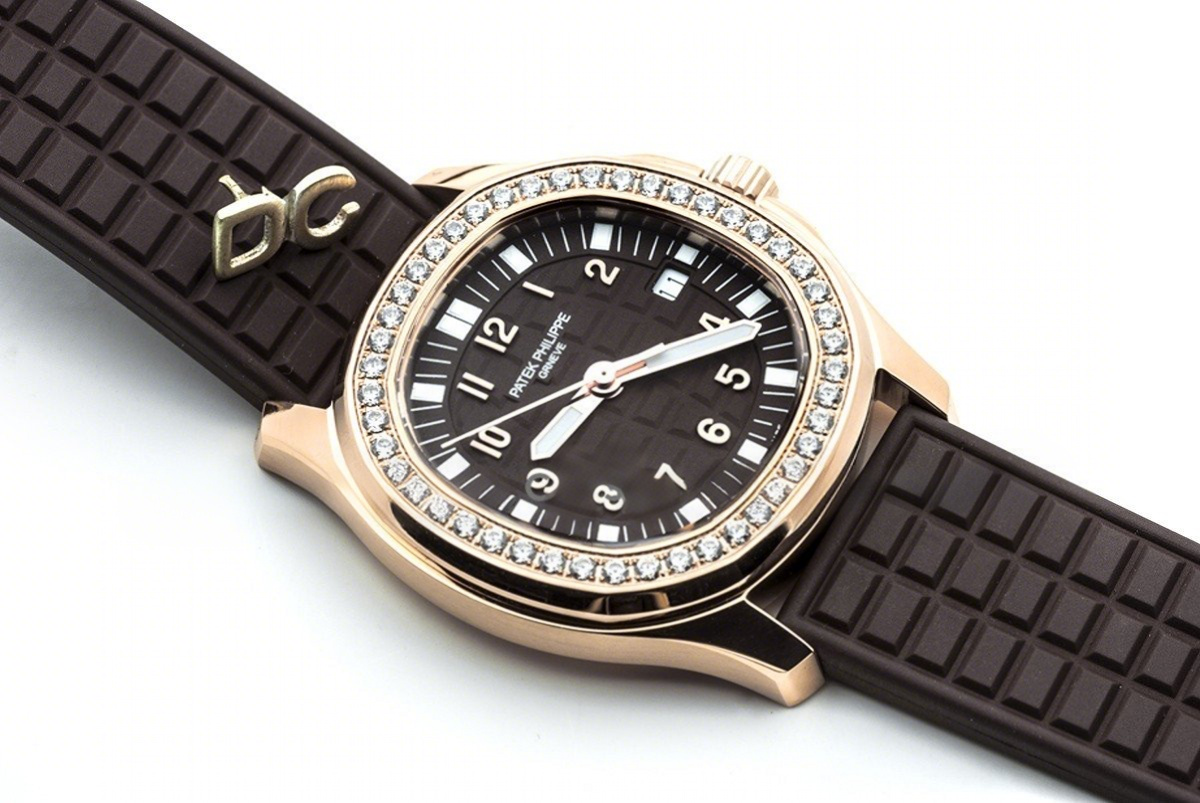 Patek Philippe Aquanaut Luce 5068R-001 in Rose Gold-fasswatch