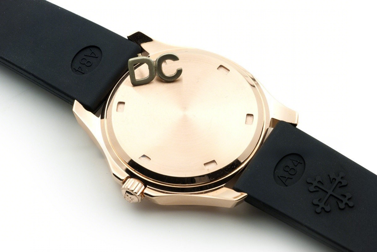 Patek Philippe Aquanaut Luce 5068R Black dial in Rose Gold-fasswatch