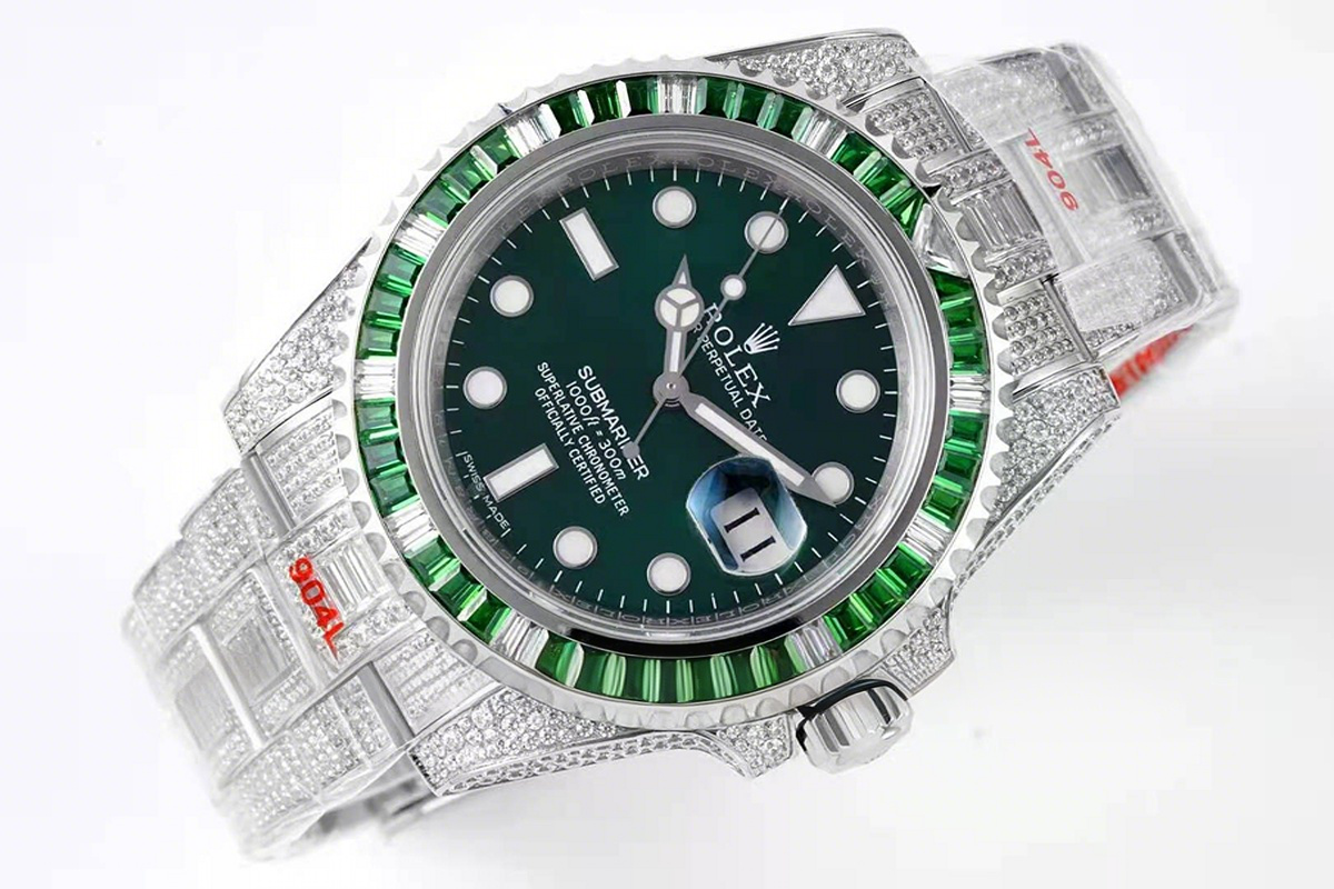 Rolex Submariner 116610LV Hulk with Diamond Bezel-fasswatch