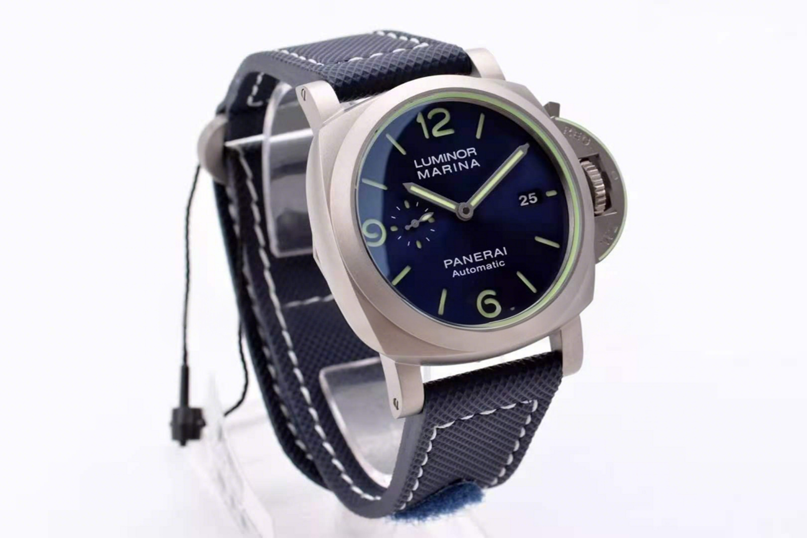 Panerai PAM1117 Luminor Marina 44mm-fasswatch