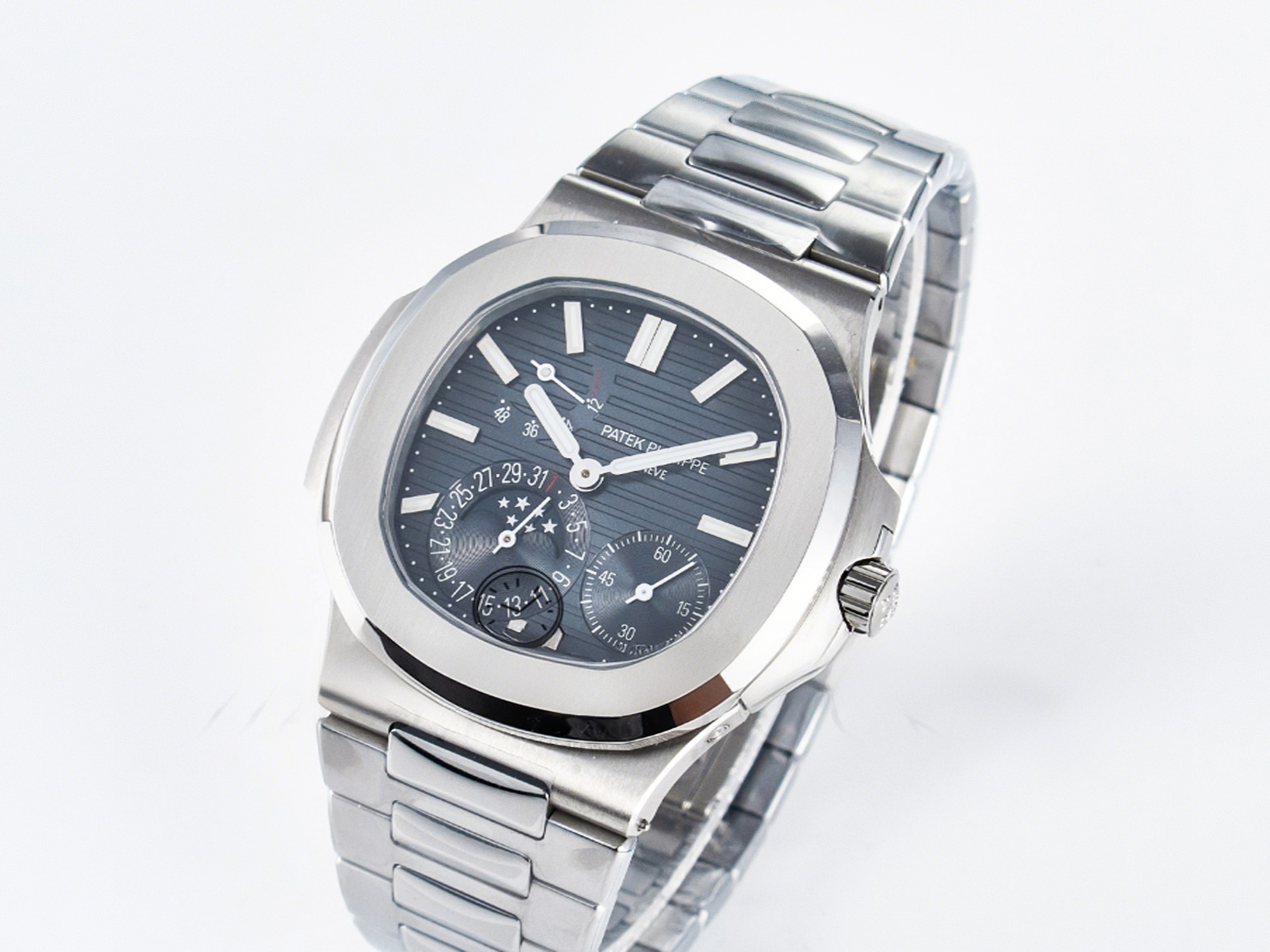 Patek Philippe Nautilus 5712 SS OMEF 1:1 Best Edition Blue Dial on SS Bracelet A240 Super Clone-fasswatch