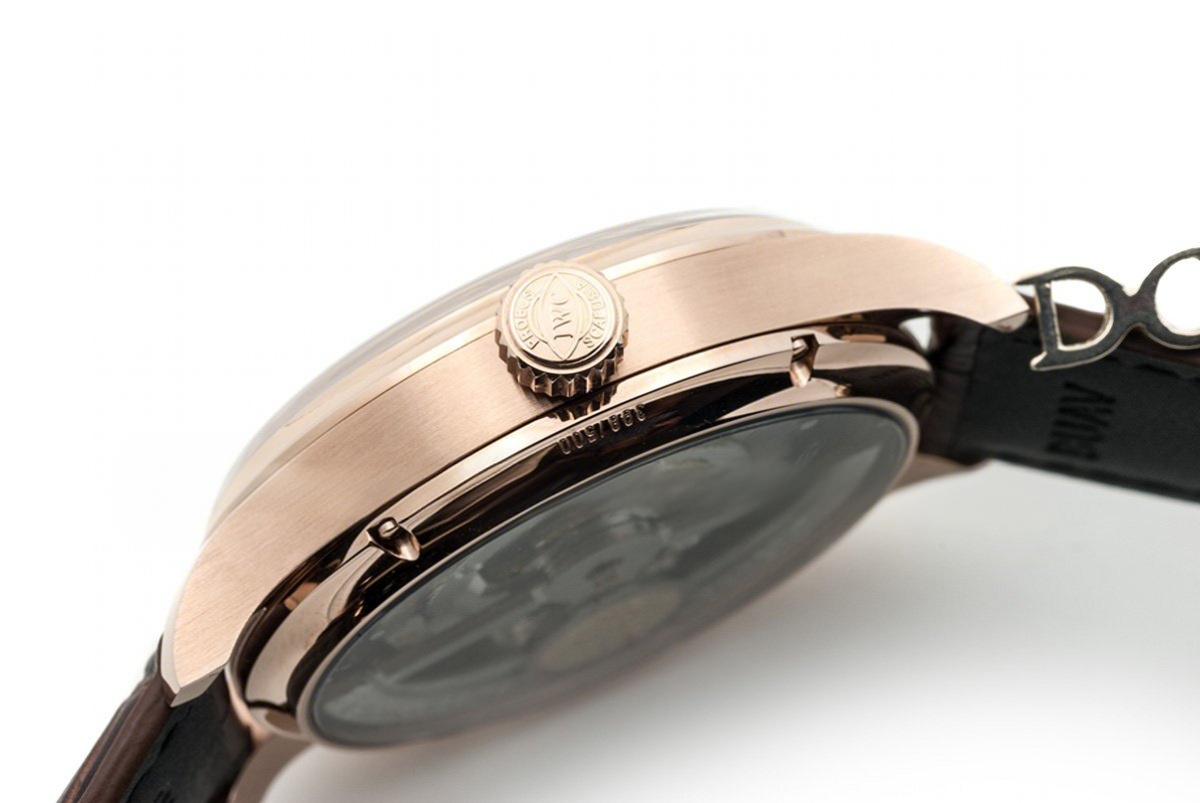 IWC Portuguese Tourbillon Mystère Rétrograde IW504401 in Rose Gold-fasswatch