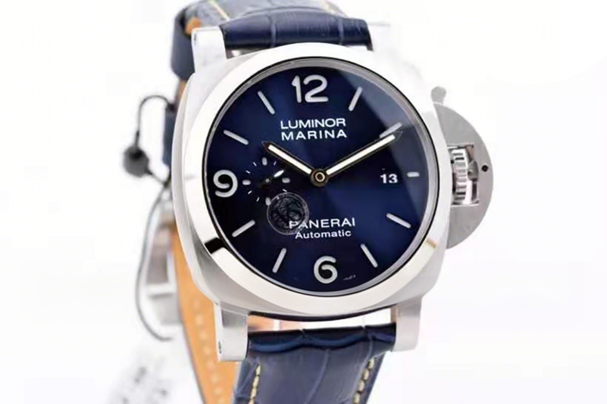 Panerai PAM1313 Luminor Marina 44mm-fasswatch