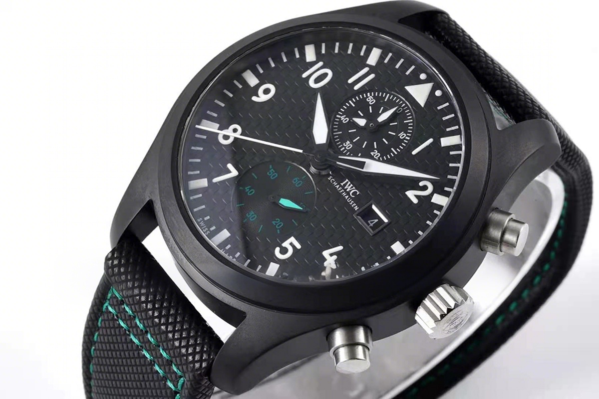 IWC Pilot’s Watch Chronograph Edition ‘Mercedes-AMG Petronas Motorsport’ IW389005-fasswatch