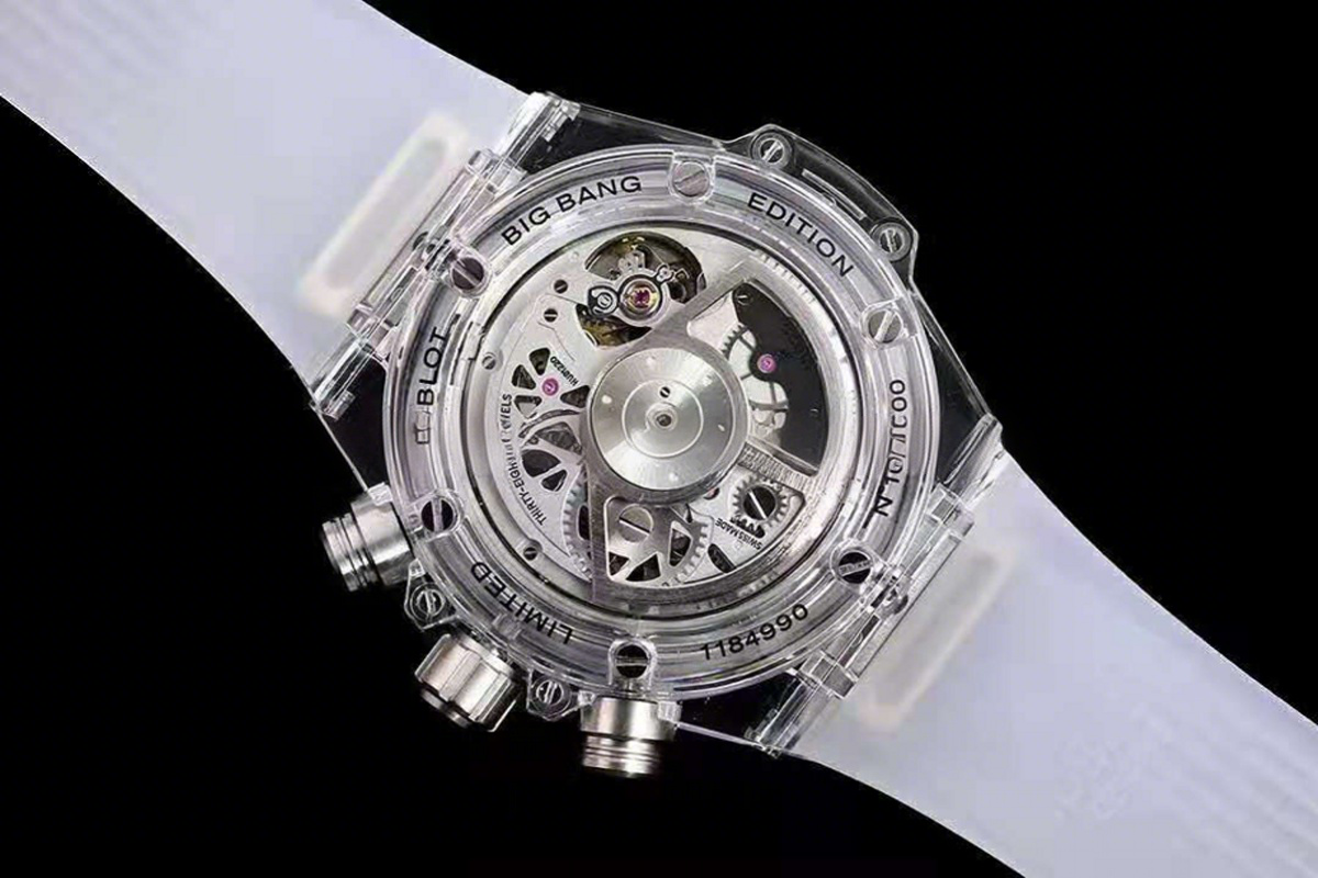 Hublot Big Bang Unico Magic Sapphire 45mm-fasswatch